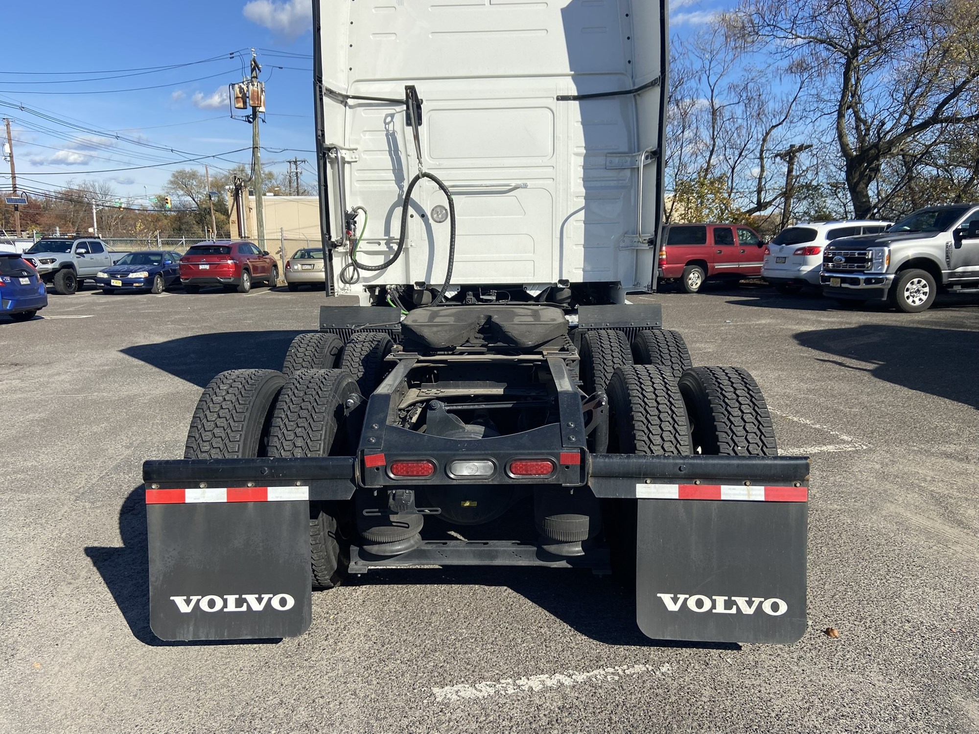 2023 VOLVO VNL860 2023 VOLVO VNL860 - image 5 of 6