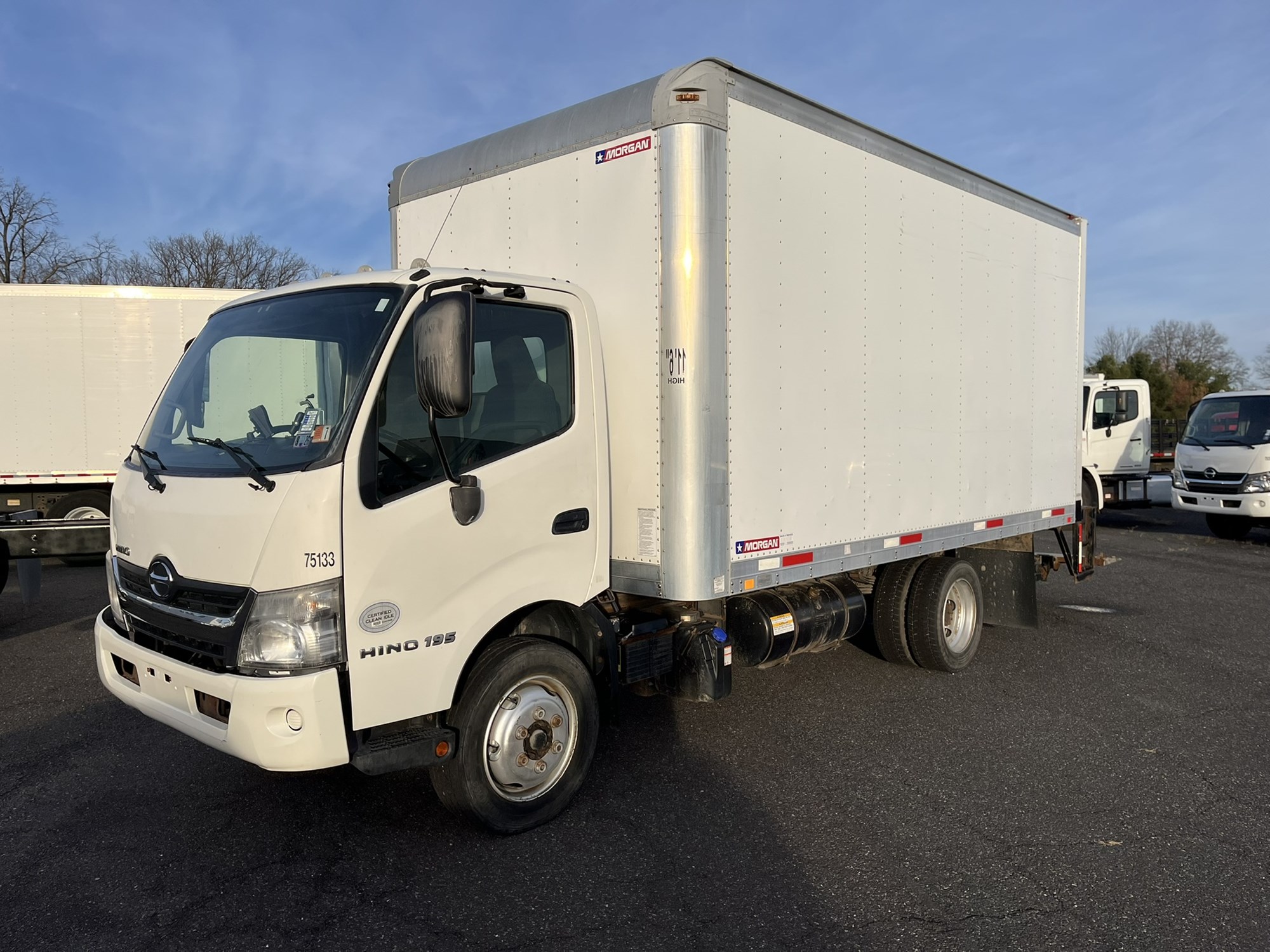 2015 HINO 195 - image 1 of 6