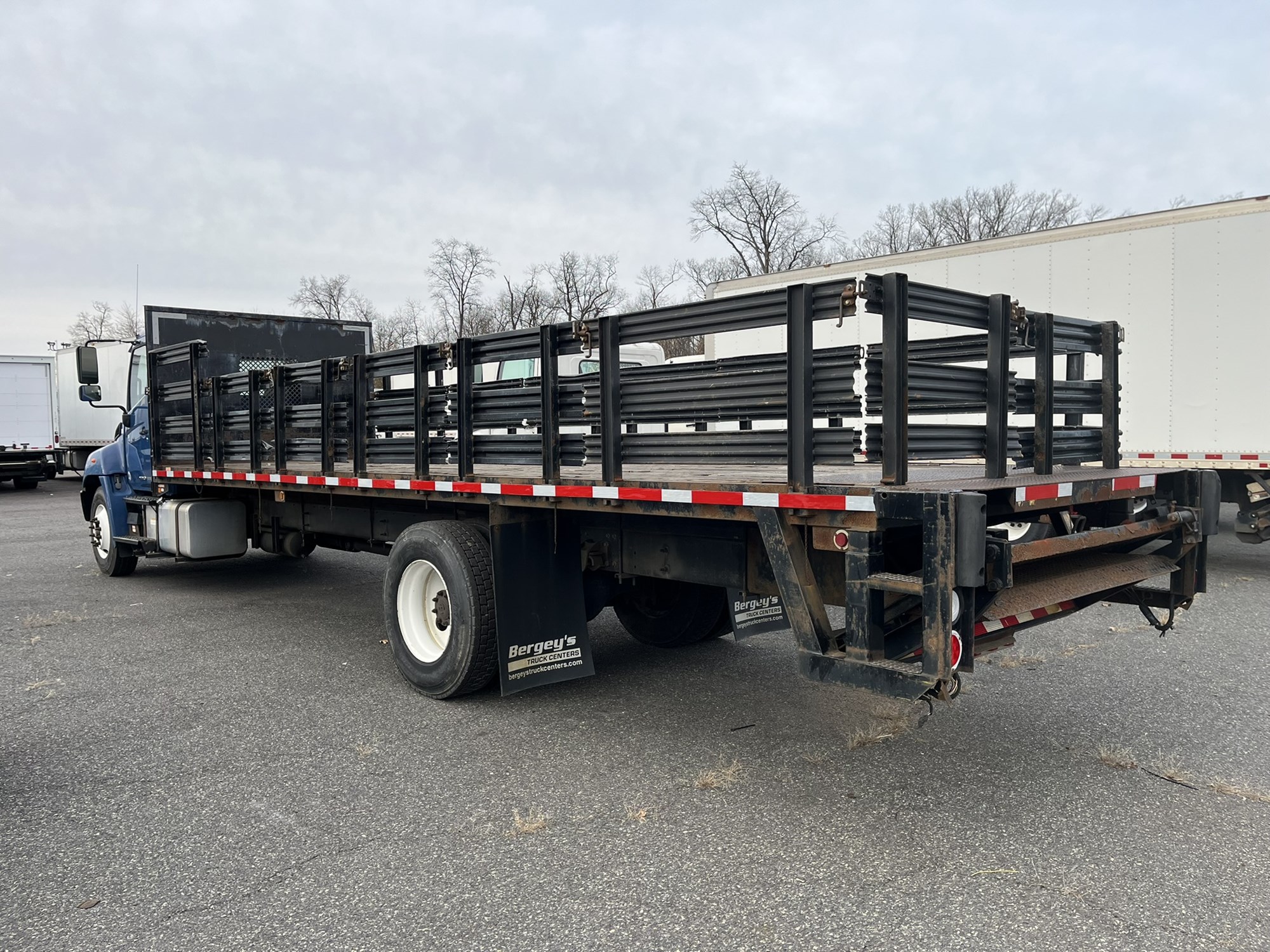 2016 HINO 338 - image 6 of 6