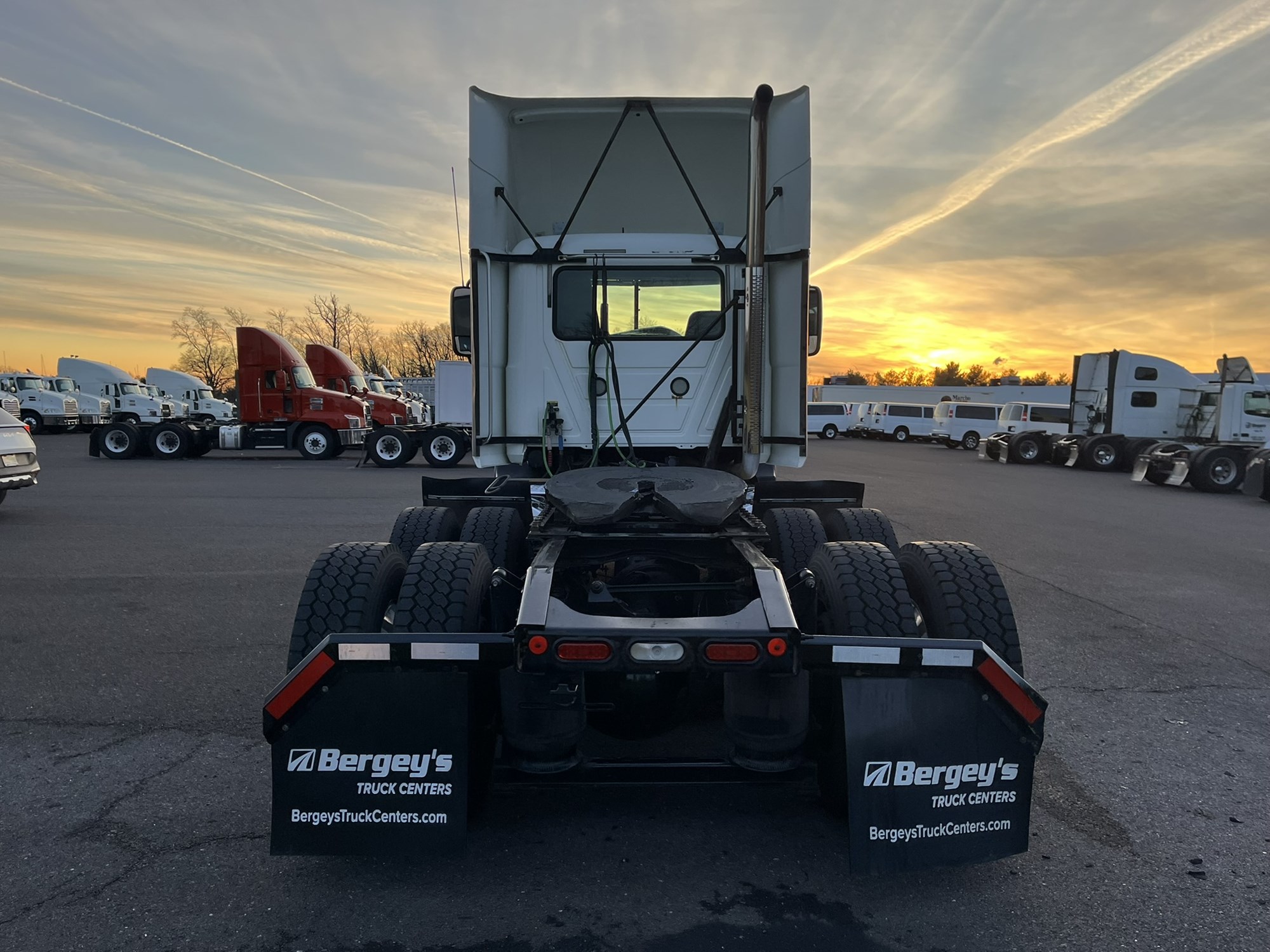 2016 MACK CXU613 - image 5 of 6