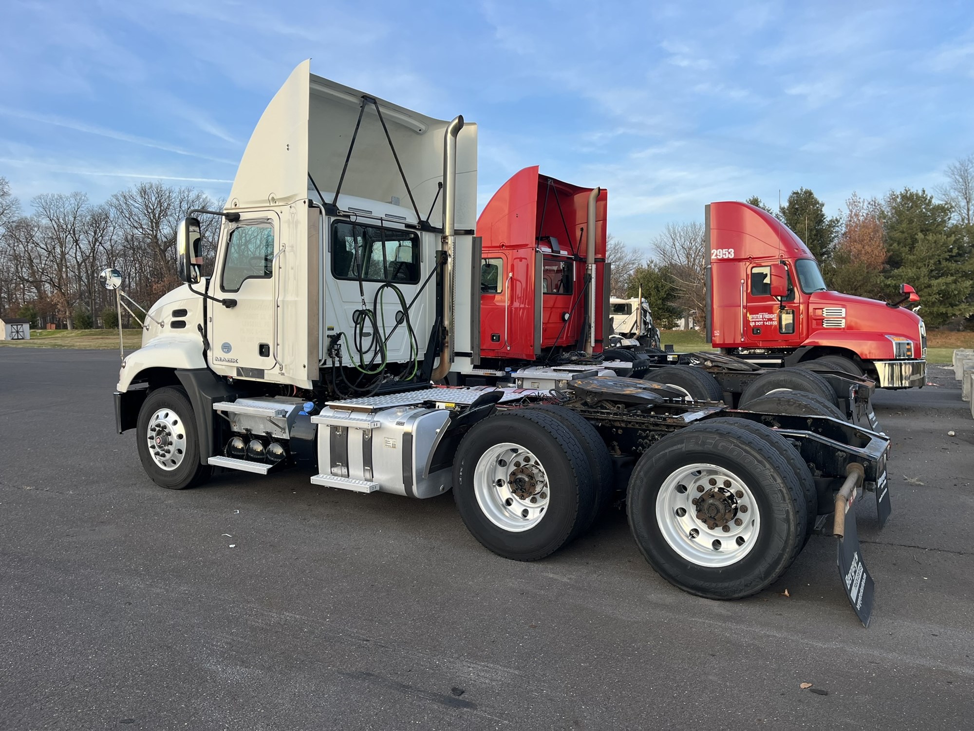 2016 MACK CXU613 - image 6 of 6