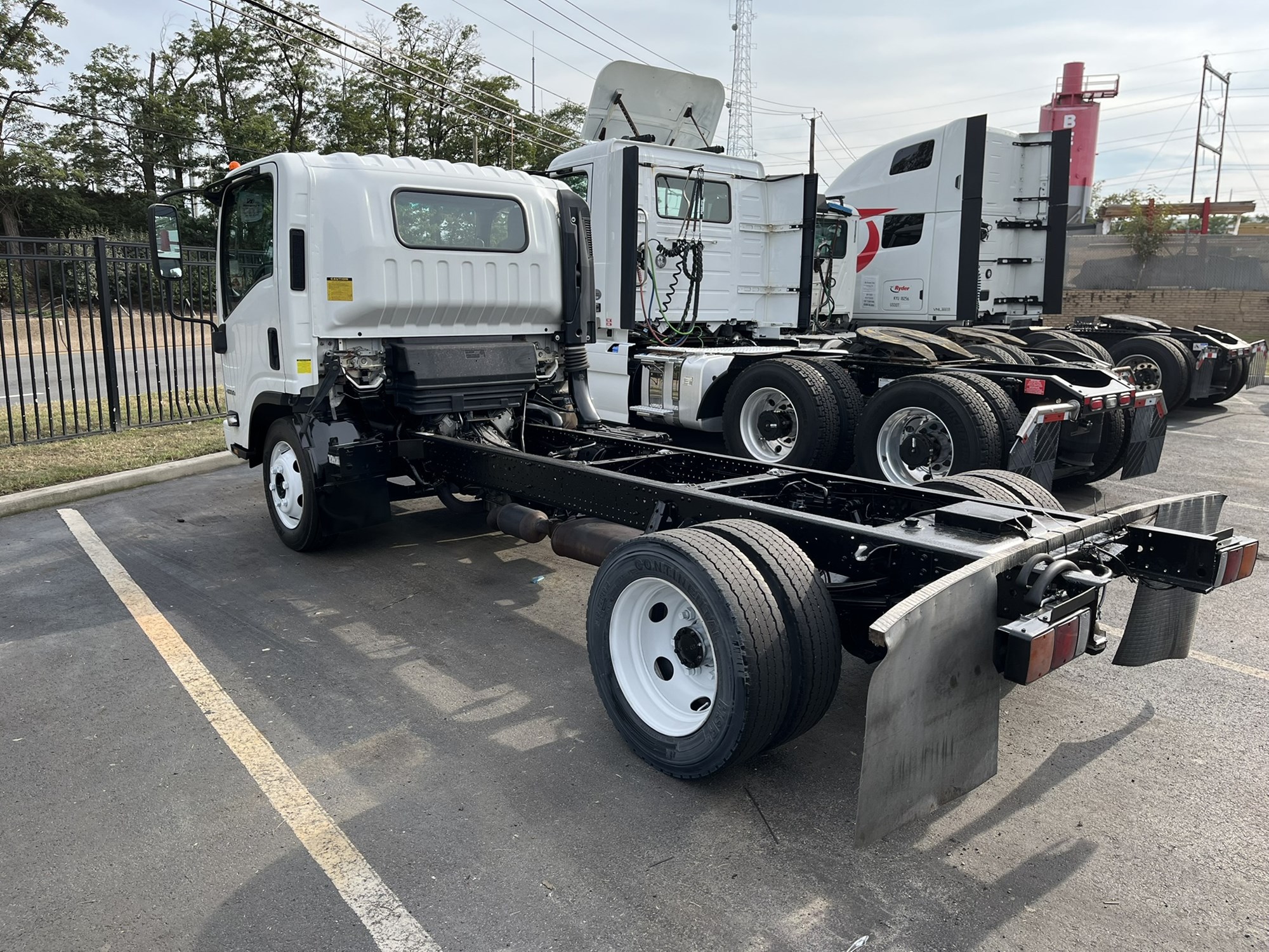 2016 CHEVROLET 4500 LCF - image 5 of 6
