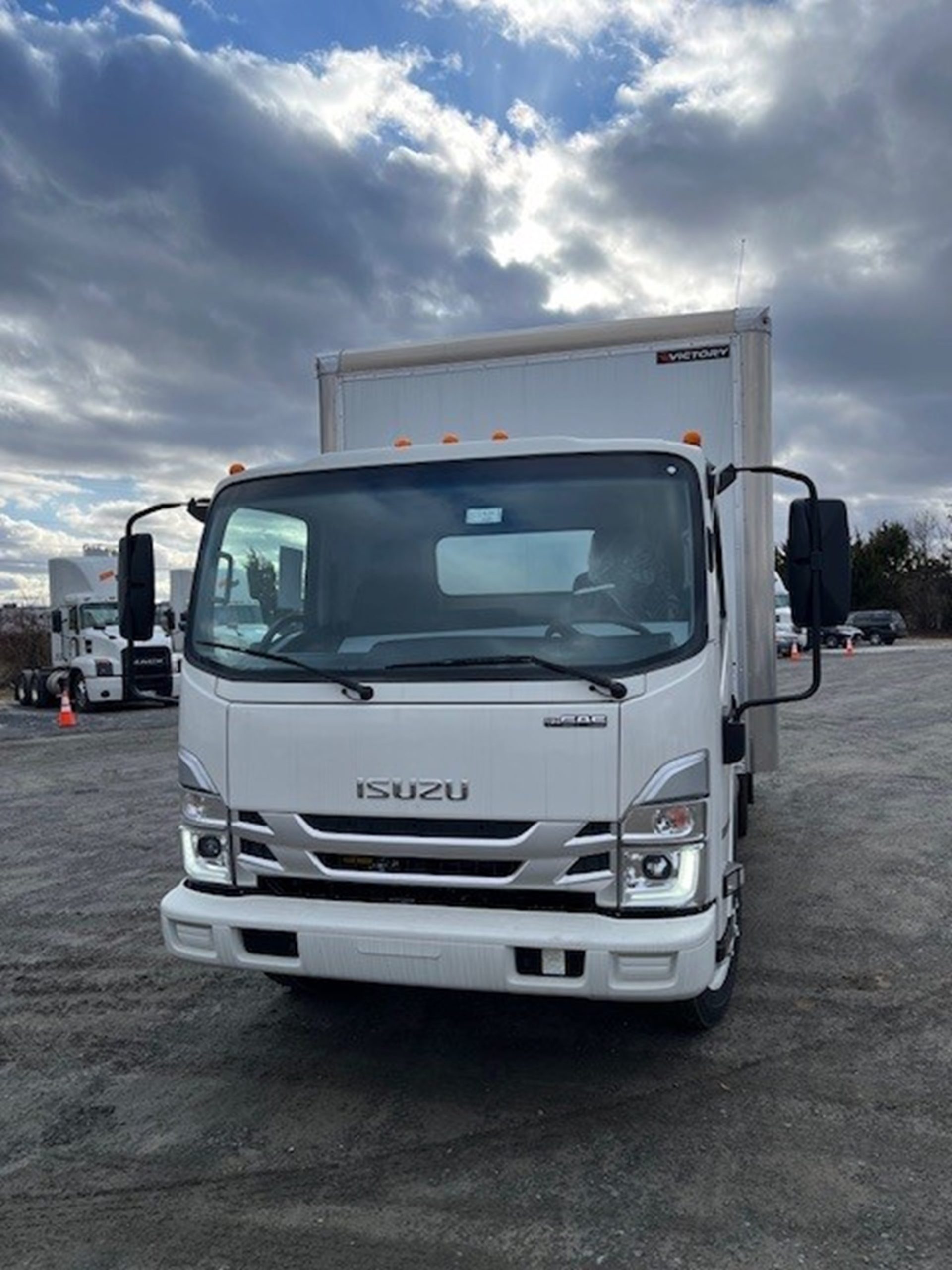 2025 Isuzu NPR HD GAS - image 1 of 6