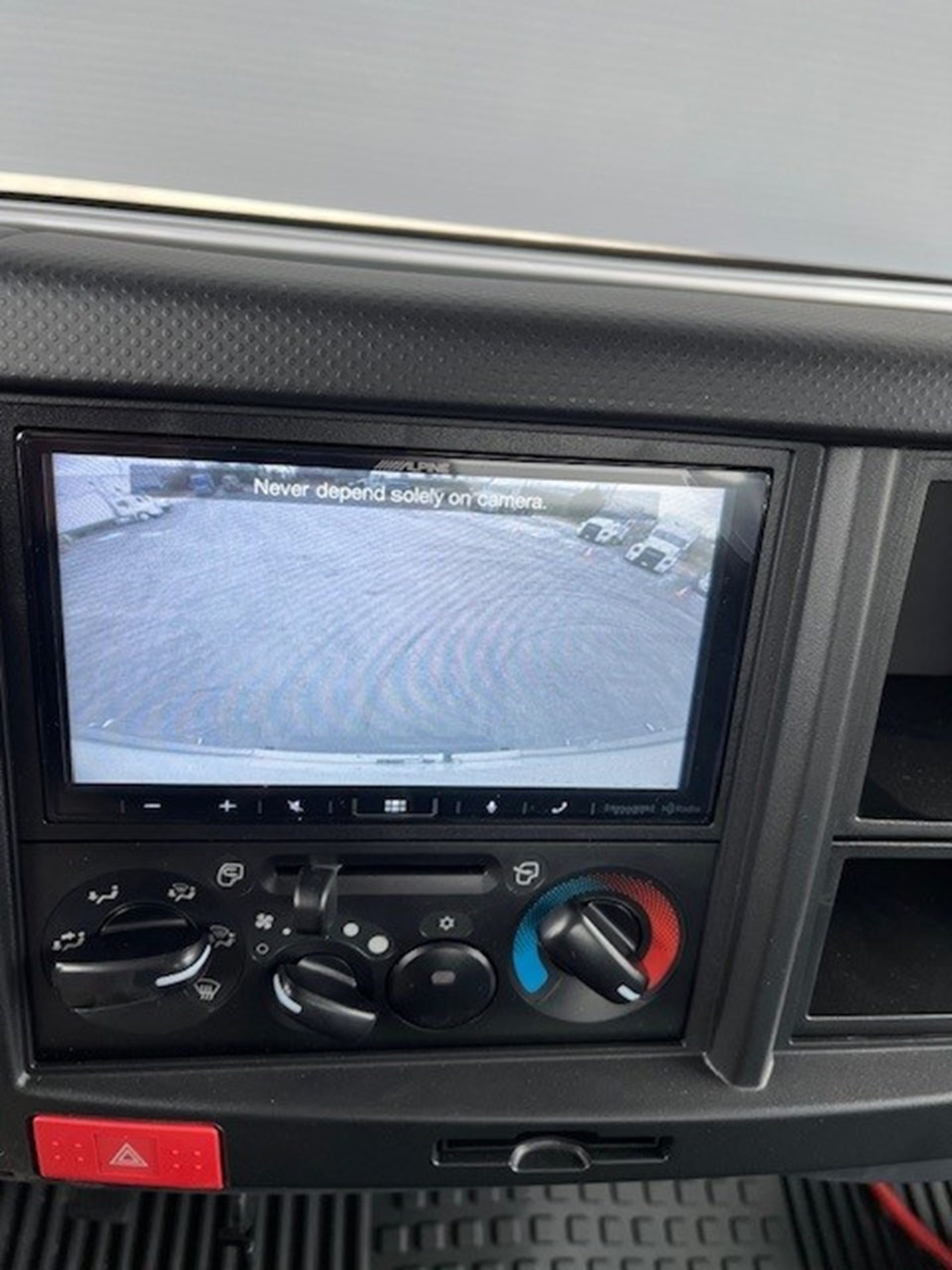 2025 Isuzu NPR HD GAS - image 5 of 6