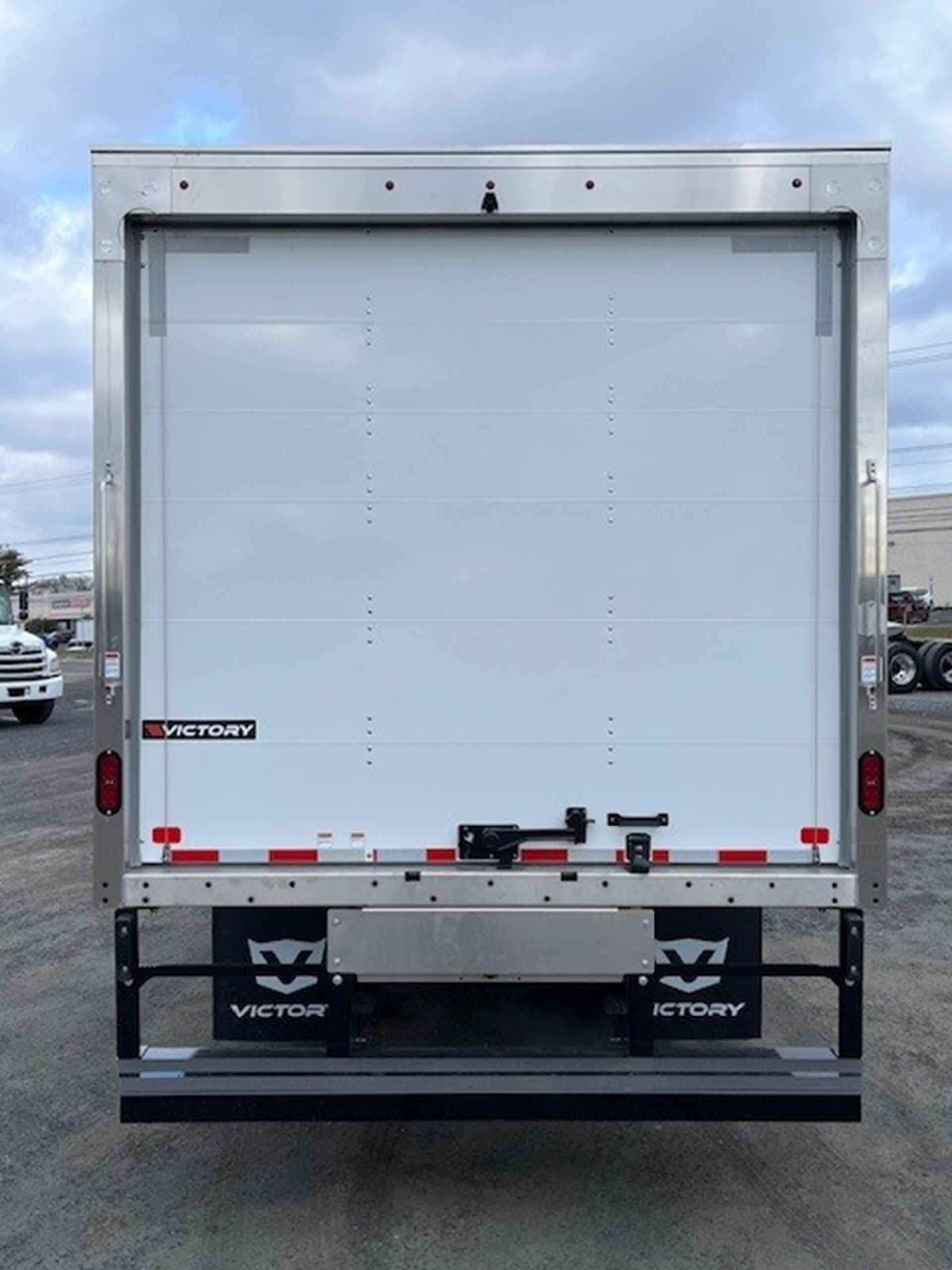 2025 Isuzu NPR HD GAS - image 6 of 6