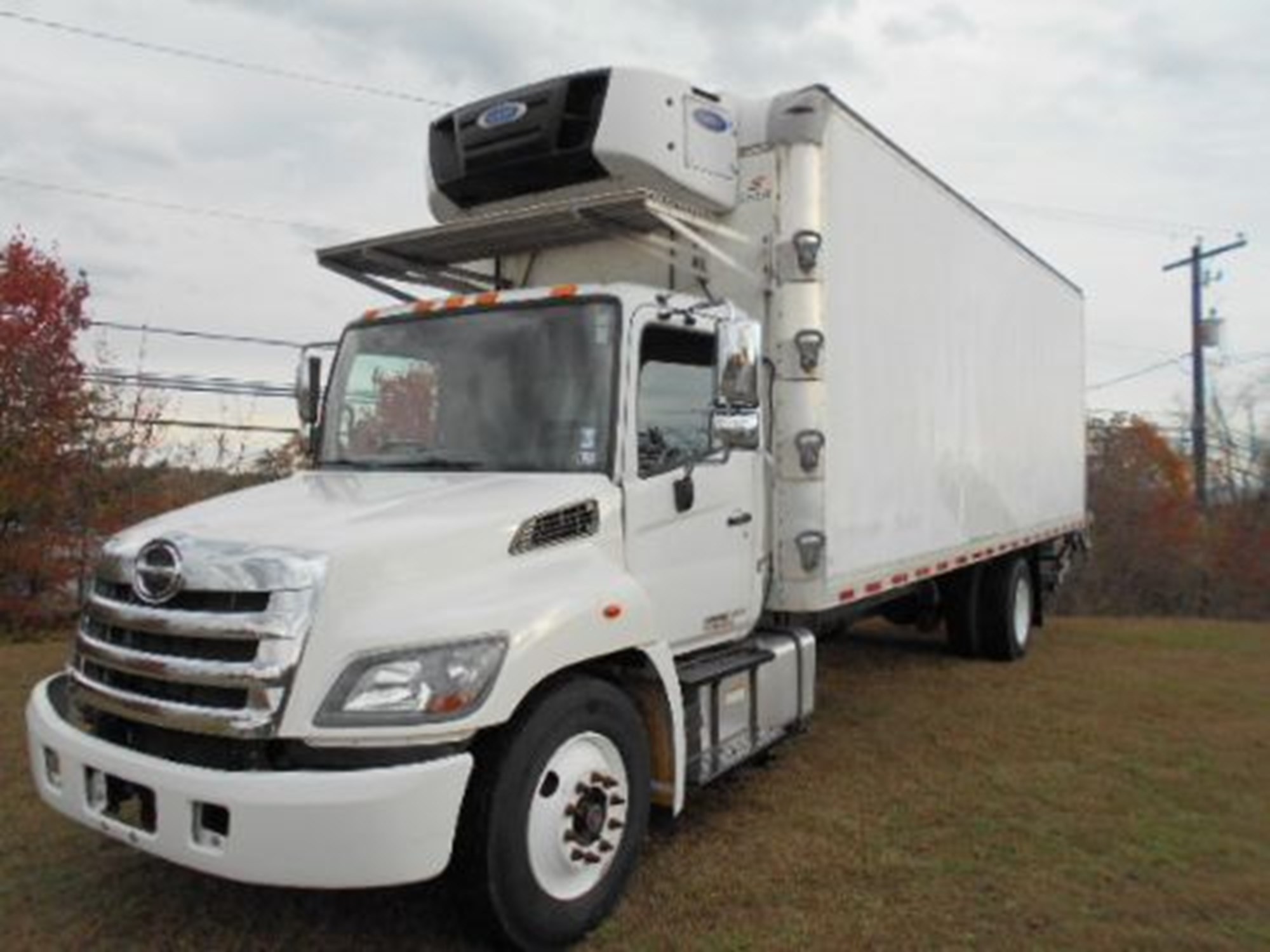 2020 Hino 268A - image 1 of 6