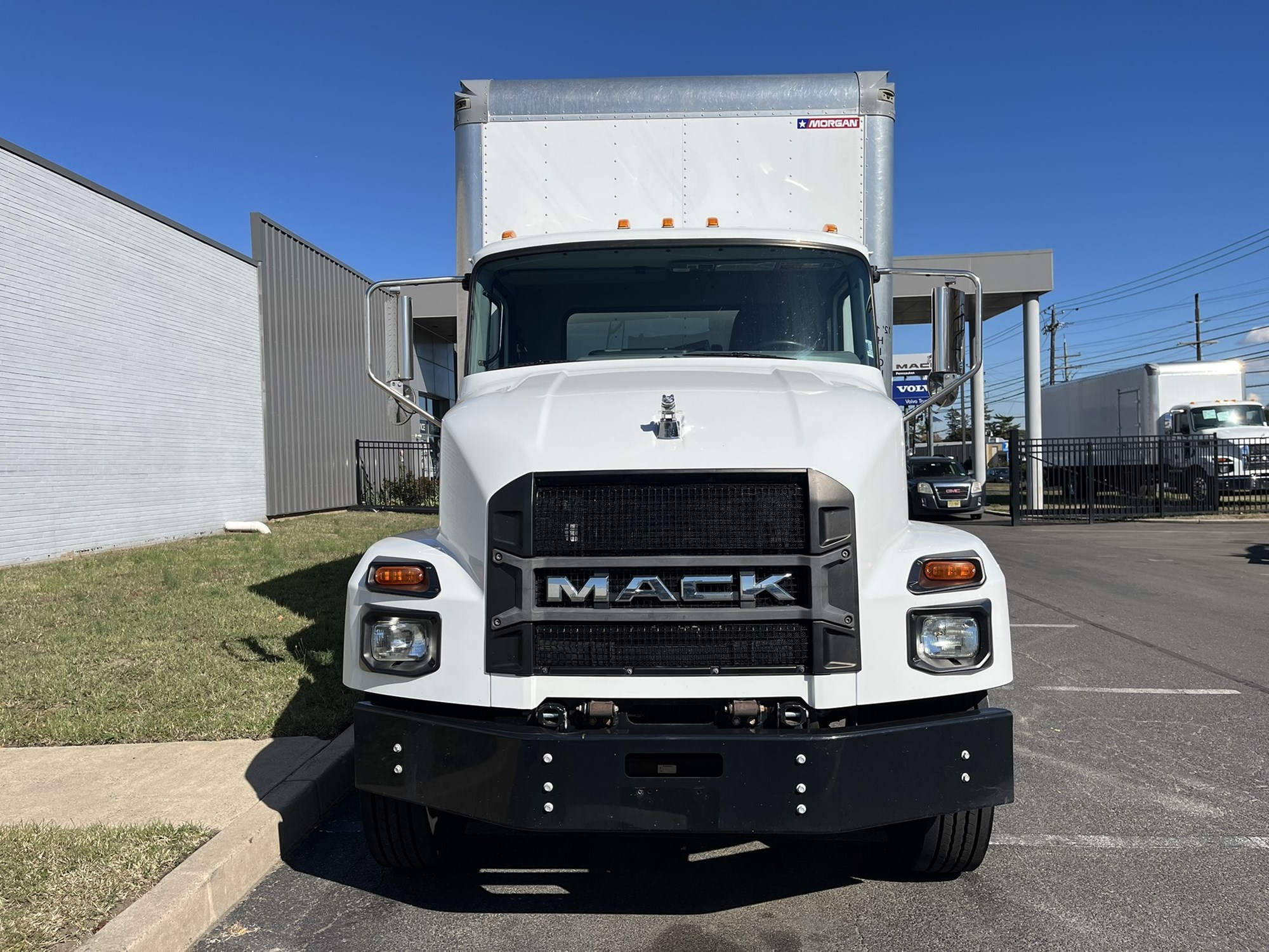 2021 MACK MD 2021 MACK MD - image 2 of 6