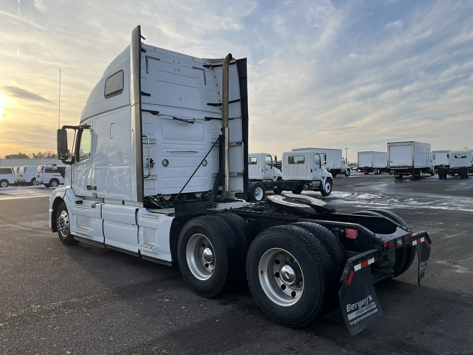 2018 VOLVO VNL64T670 - image 6 of 6