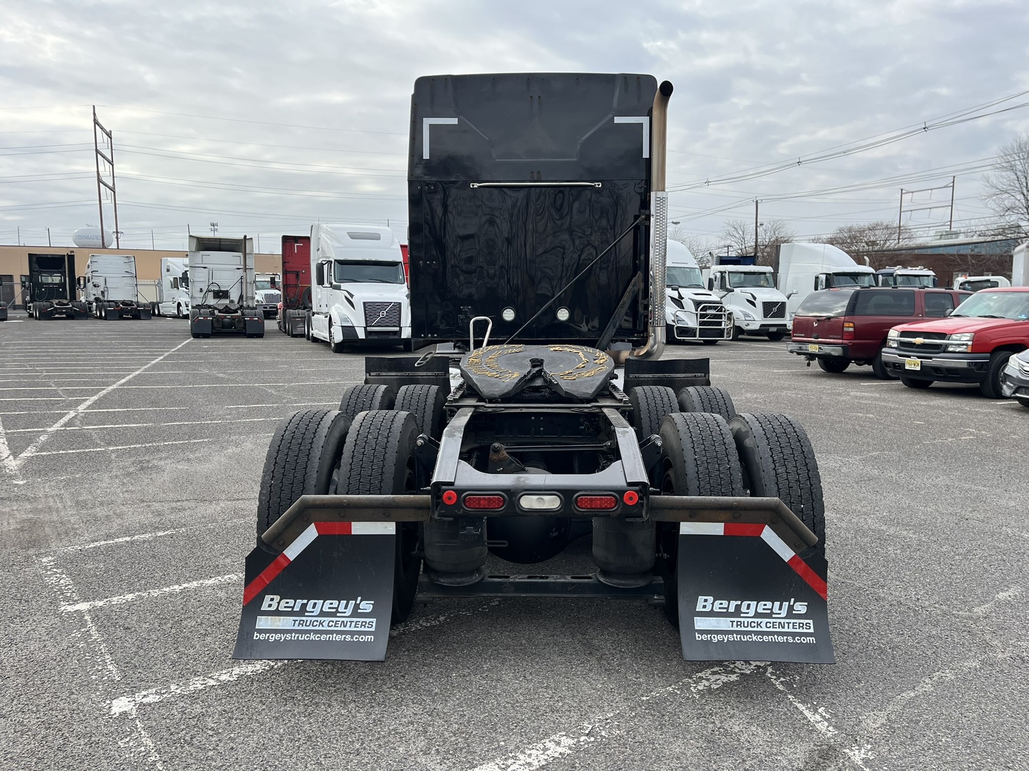 2019 MACK AN64T - image 5 of 6