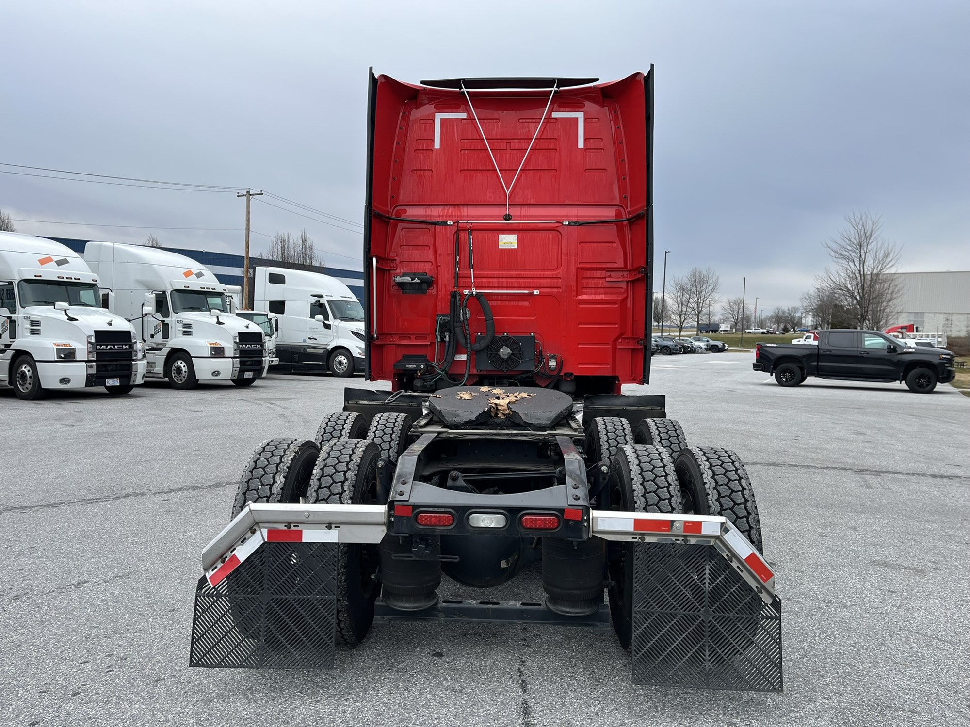 2021 VOLVO VNL 860 - image 5 of 6