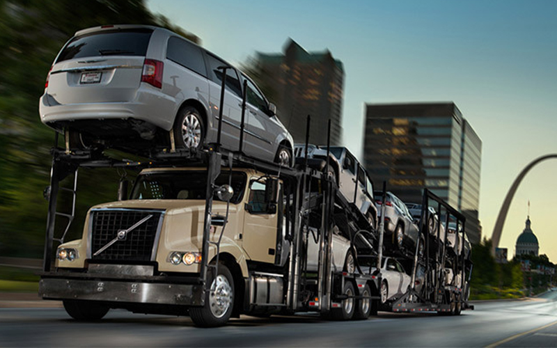 Volvo Trucks VAH 300 - image 2 of 4