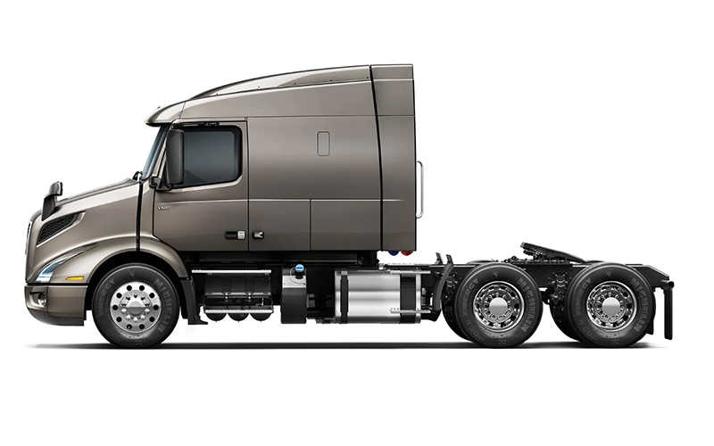 Volvo Trucks VNR 640 - image 6 of 6