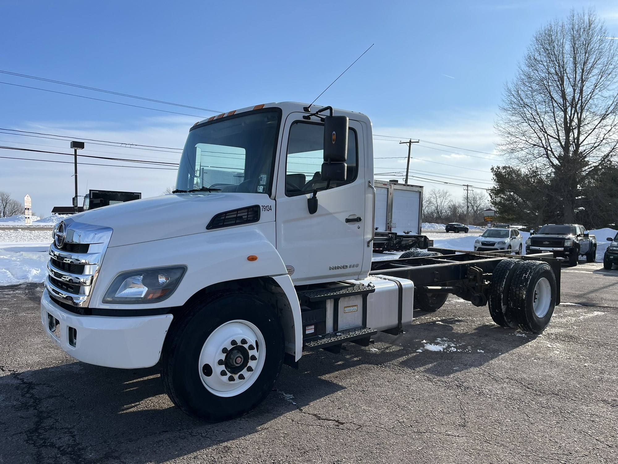 2019 Hino 268 - image 1