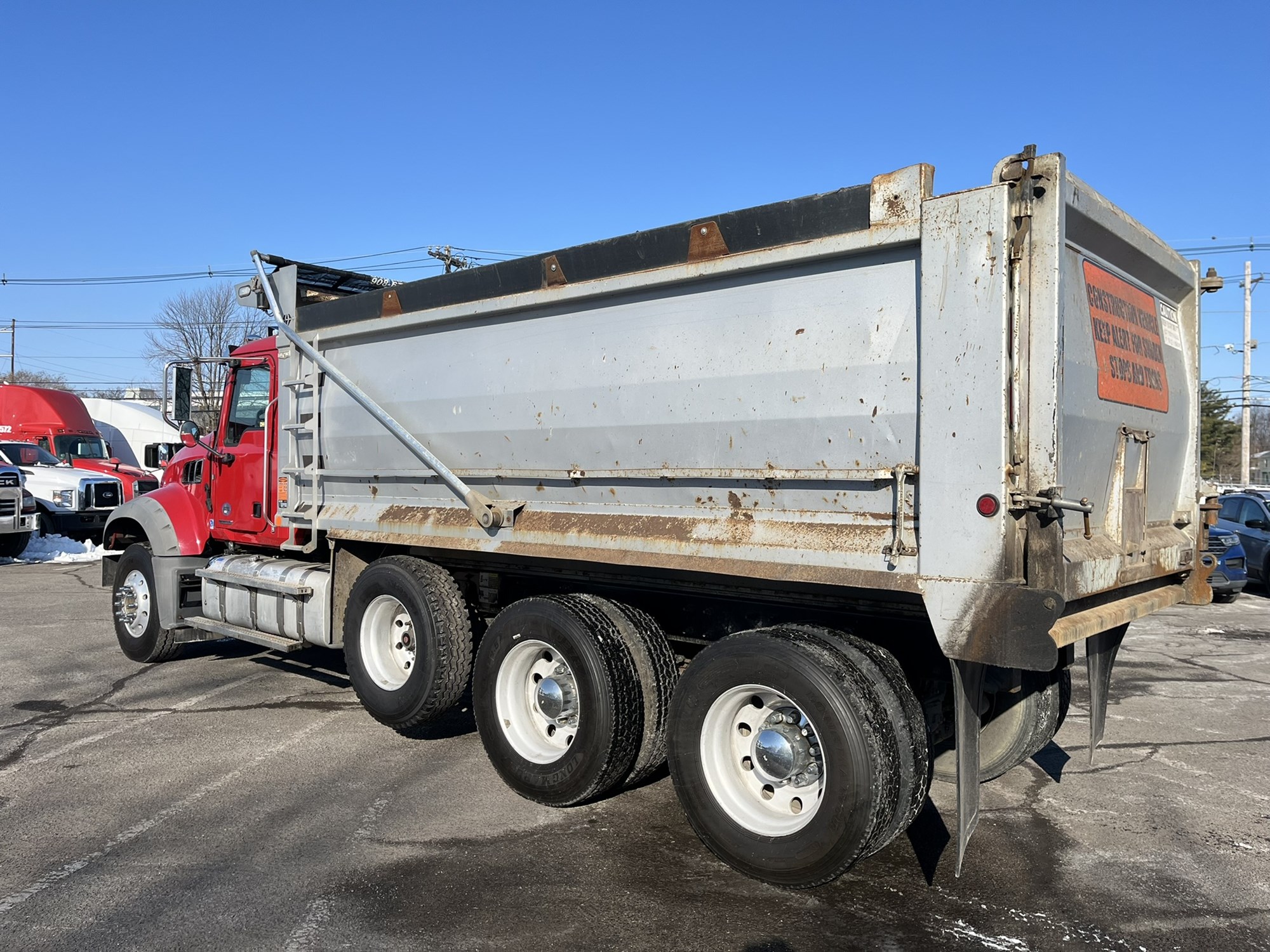 2019 Mack Granite - image 6