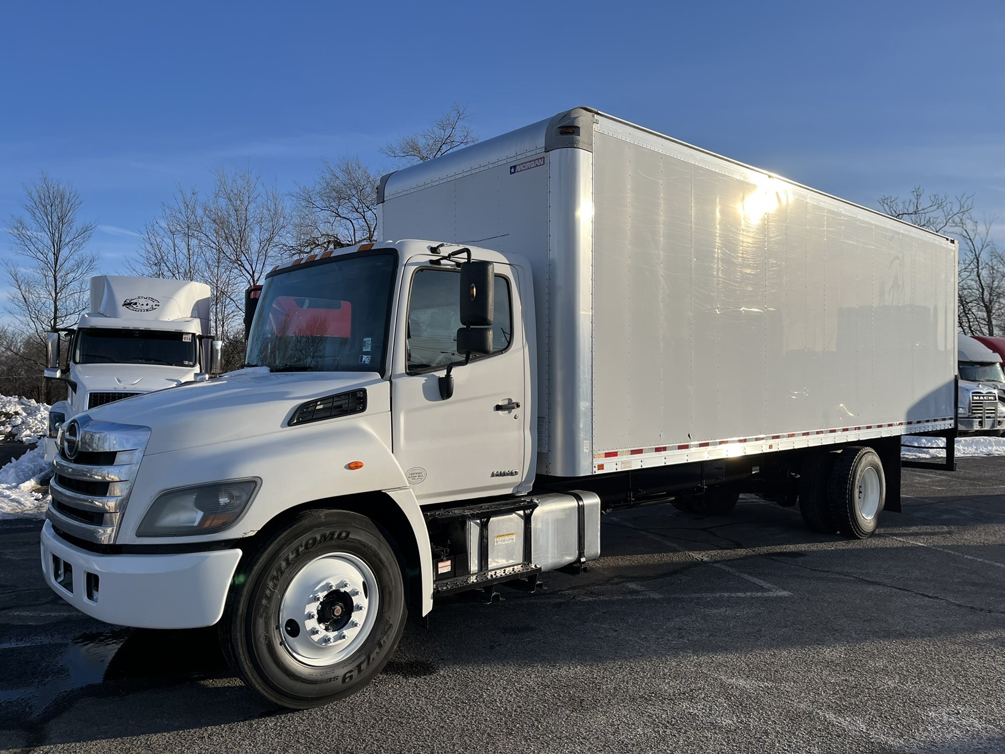 2017 HINO 268A - image 1 of 6