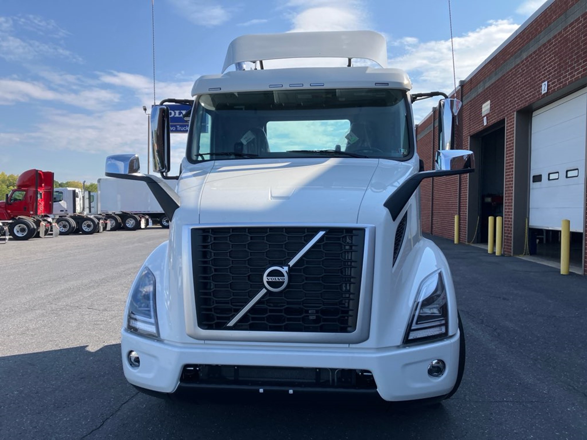 2026 VOLVO VNR64T300 - image 2 of 3