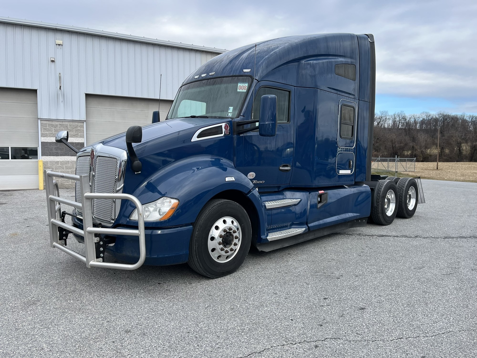 2018 KENWORTH T680 - image 1 of 6