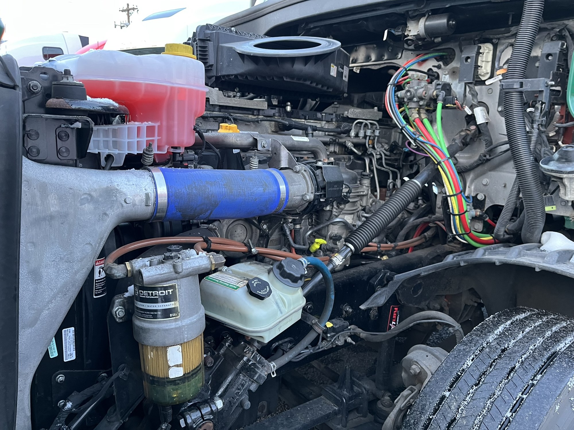 2020 FREIGHTLINER CASCADIA 126 - image 6 of 6