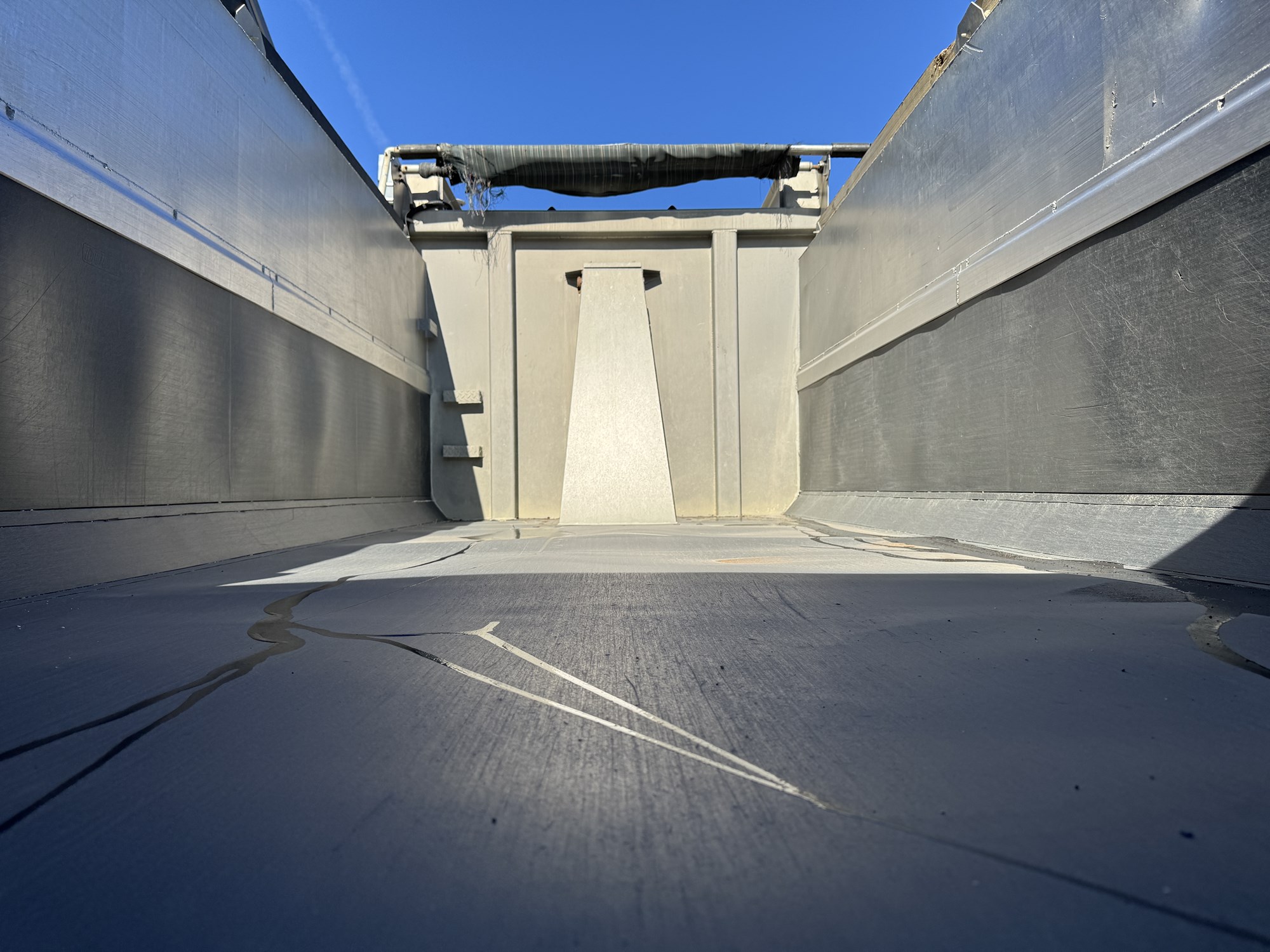 2006 VOLVO VHD - image 6 of 6