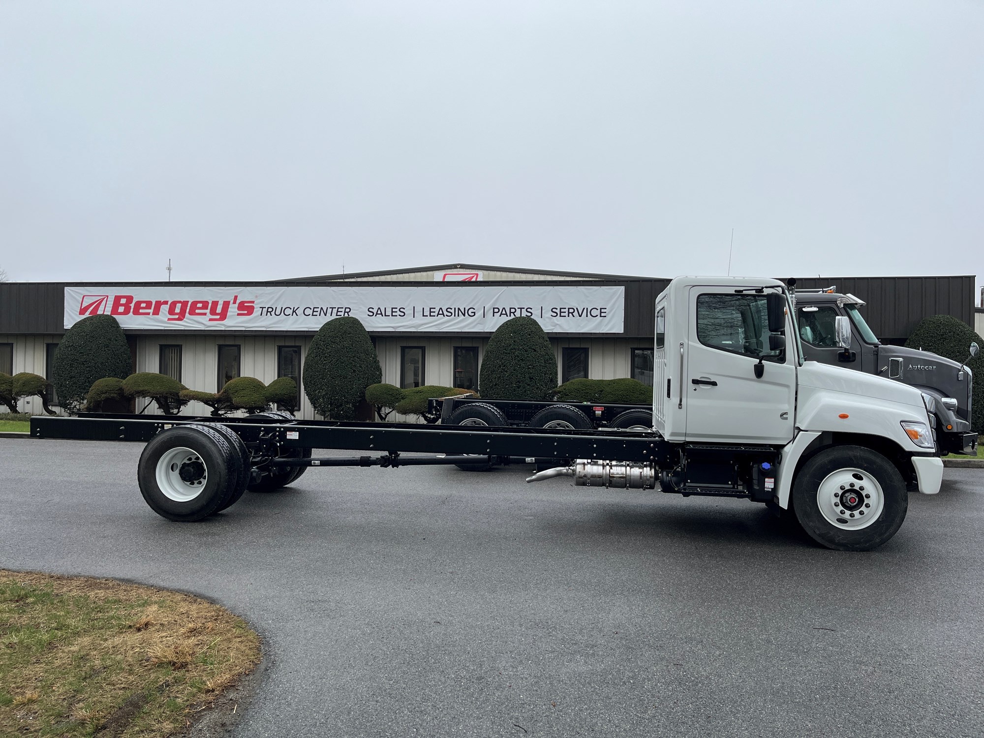 2026 Hino L6 - image 4