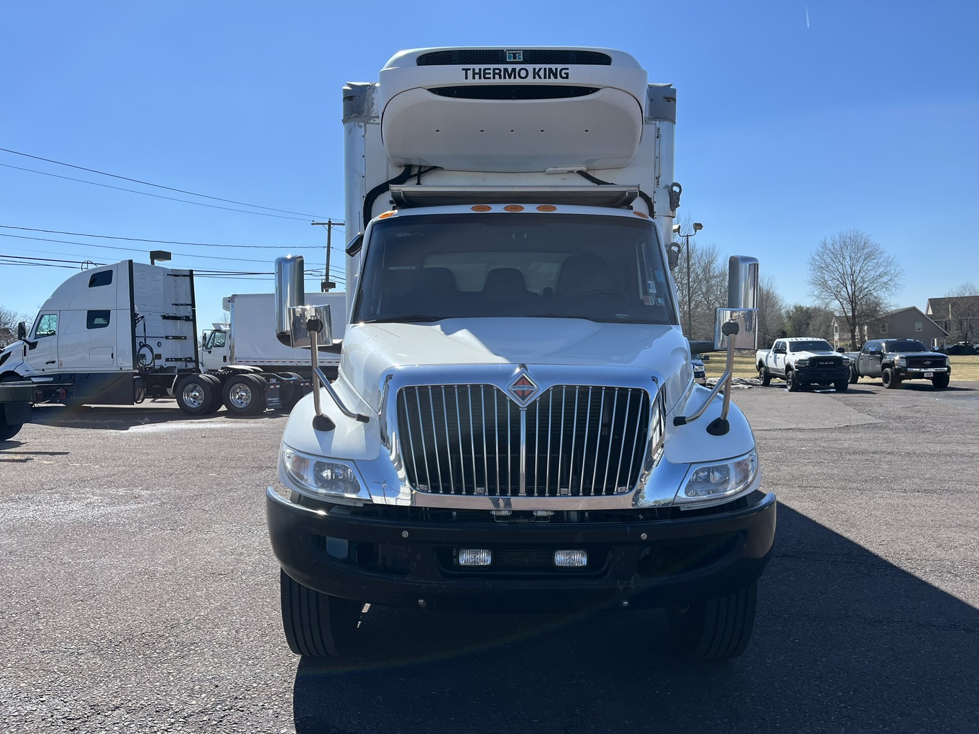 2020 International MV — photo 2