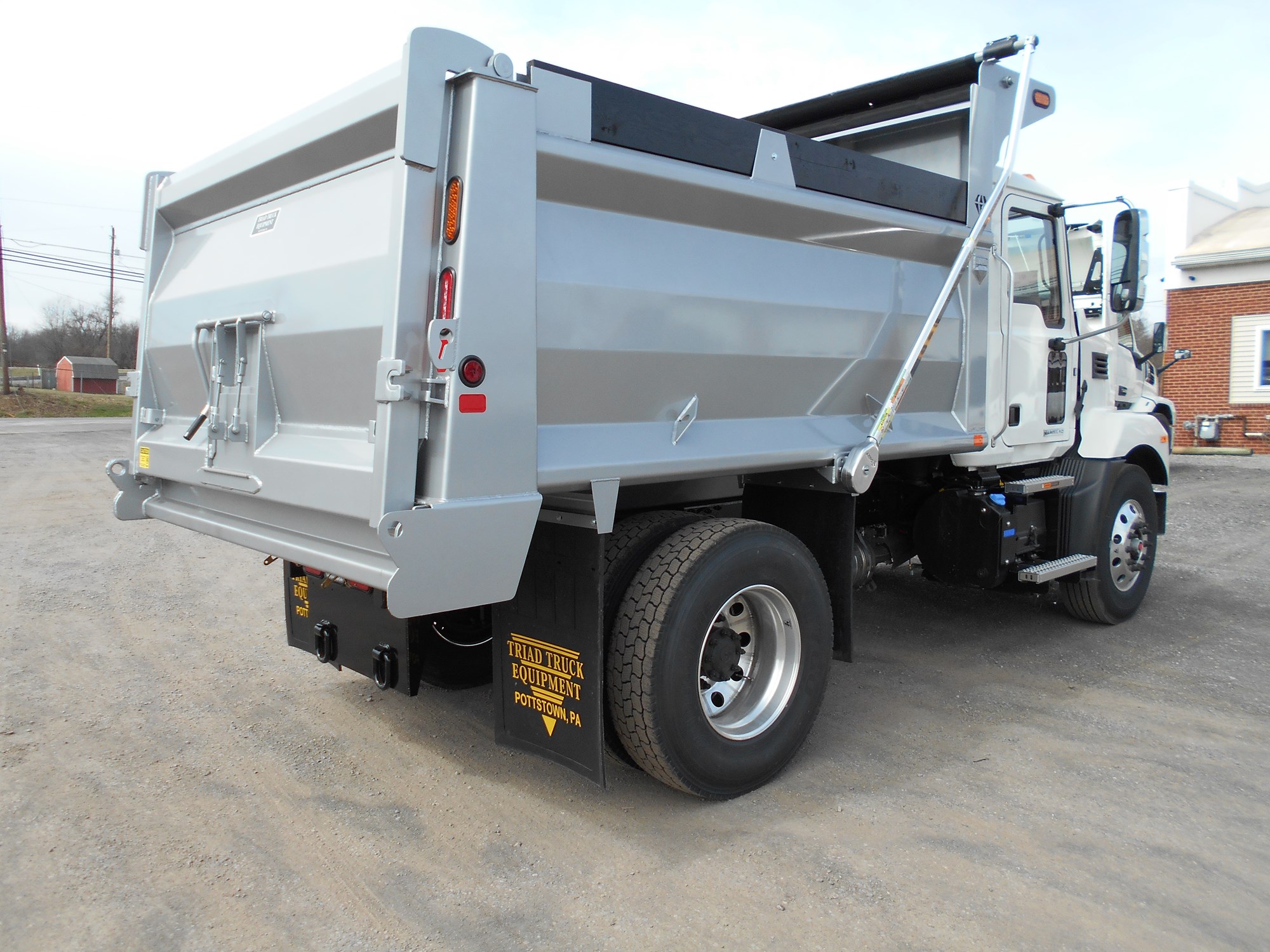 2026 MACK MD742 - image 5 of 6