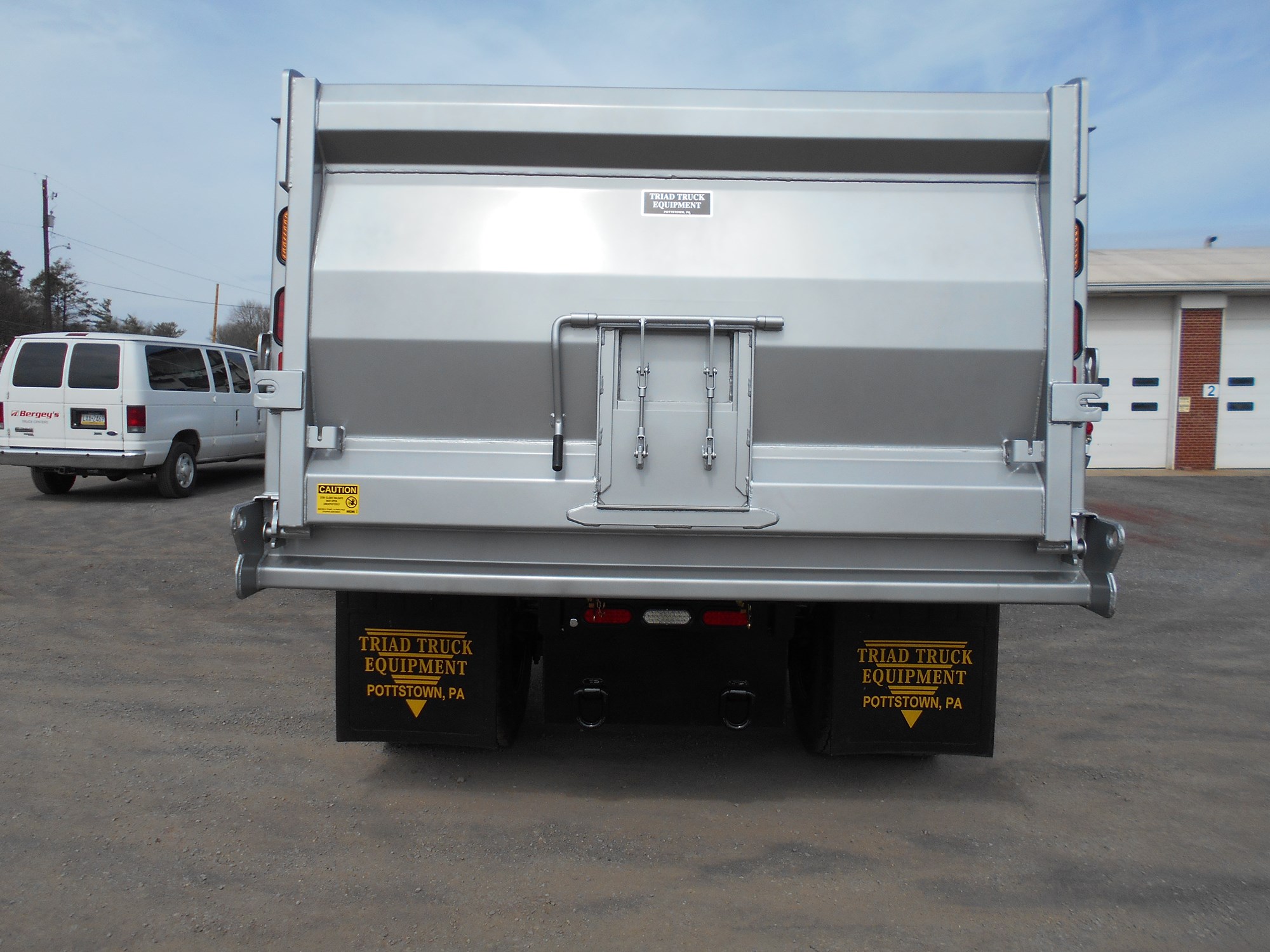 2026 MACK MD742 - image 6 of 6