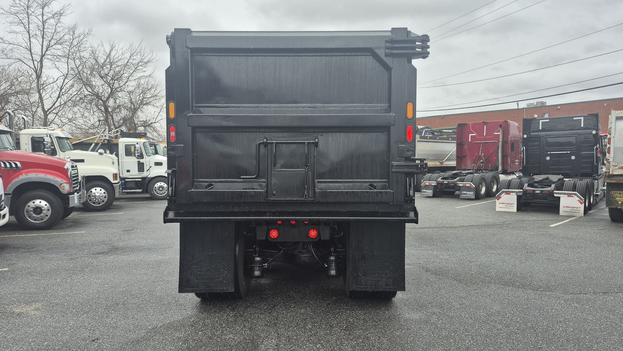 2021 Mack - image 4