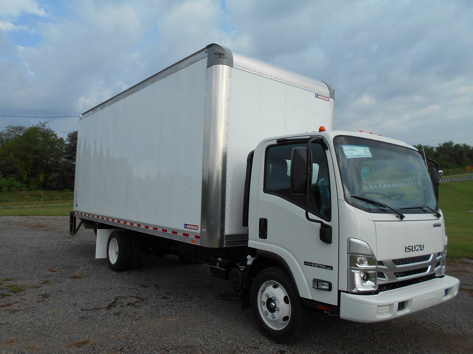 2026 Isuzu NPR/NPR-HD - image 6 of 6