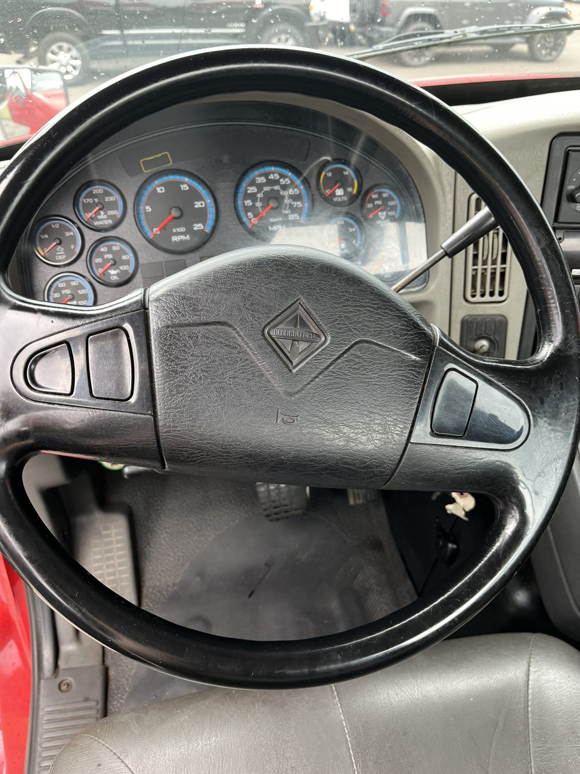 2017 International PROSTAR - image 5 of 6