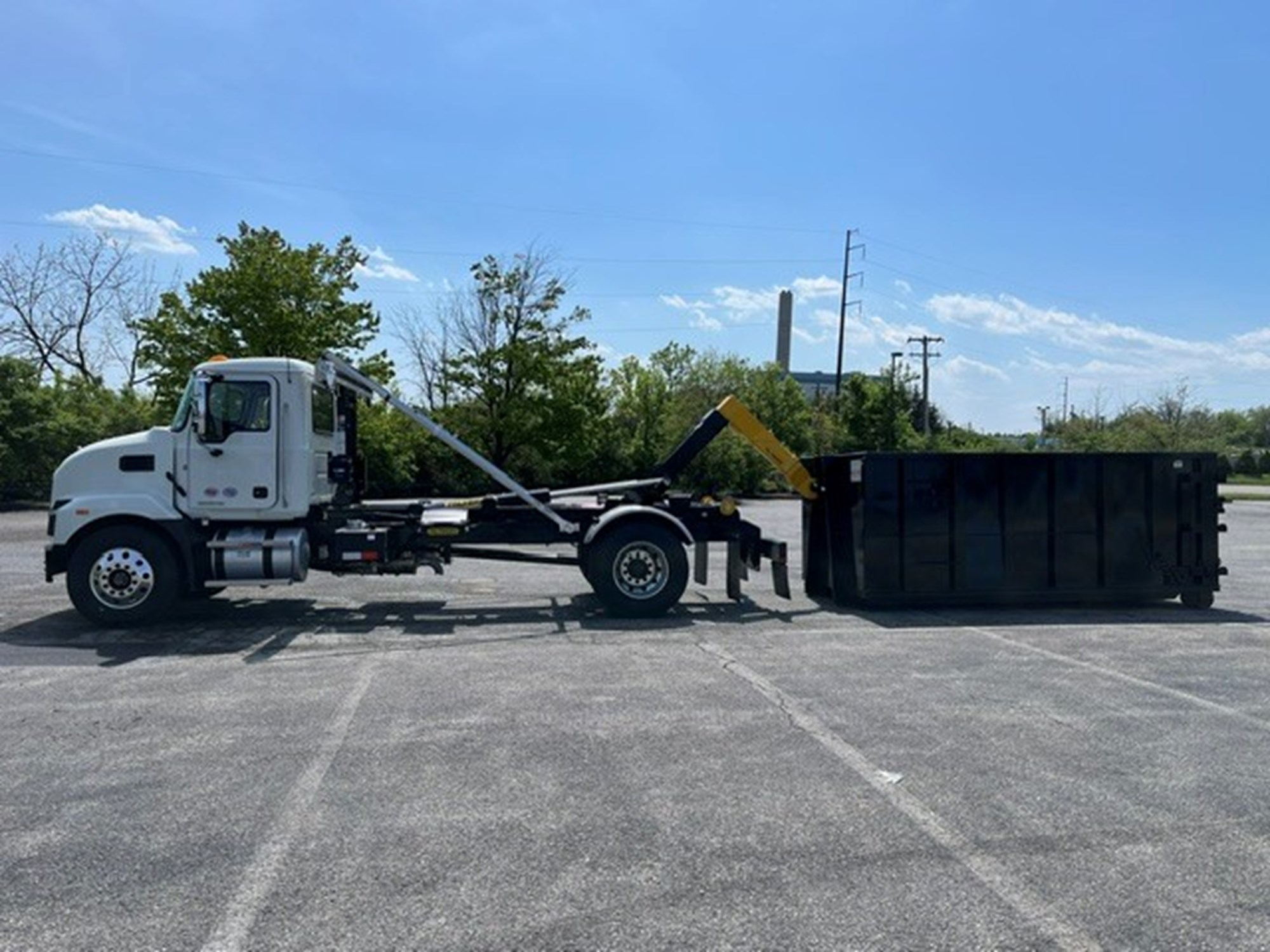 2026 MACK MD742 - image 4 of 4