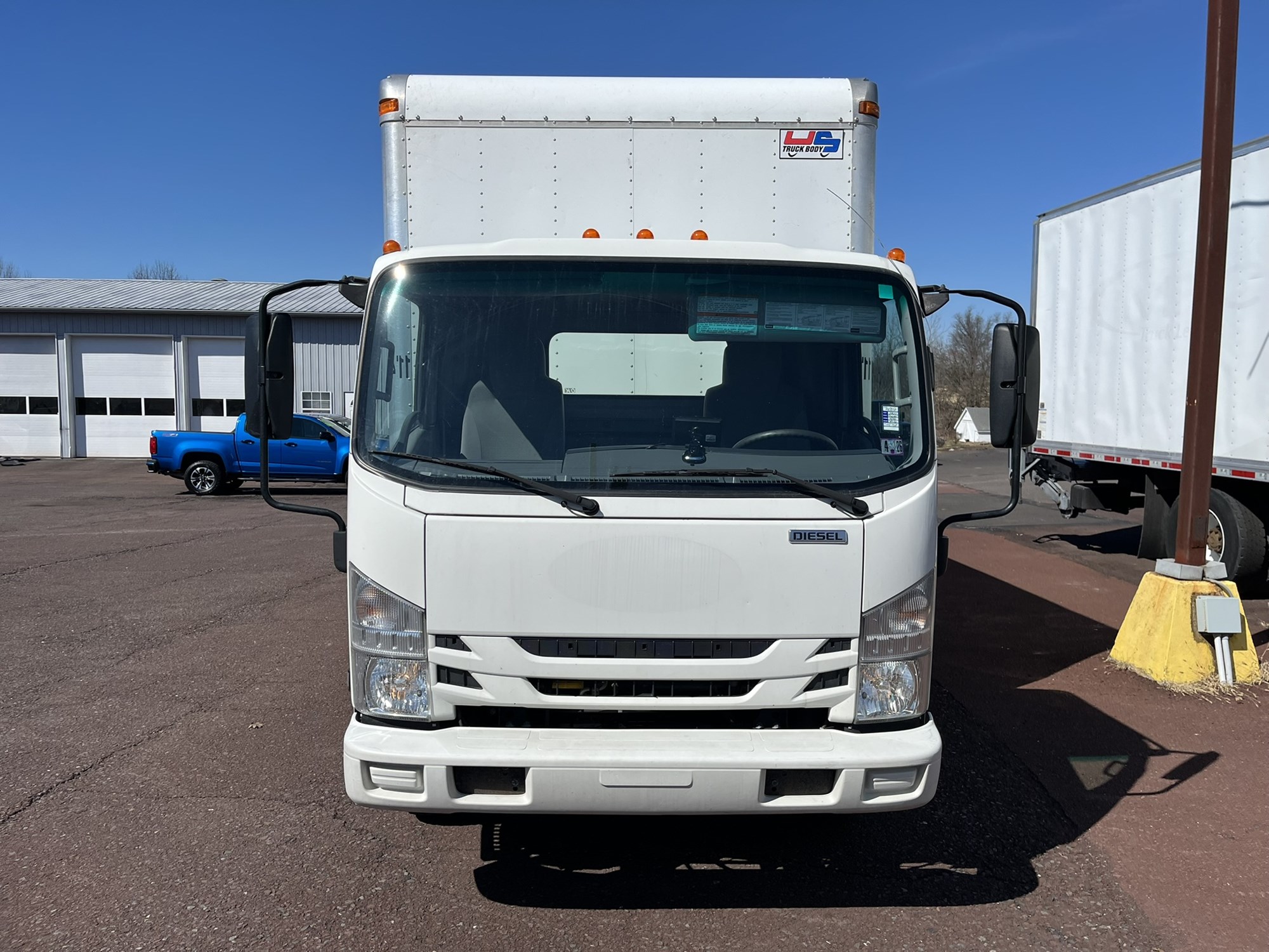 2022 CHEVROLET 4500HD 2022 CHEVROLET 4500HD - image 2 of 6