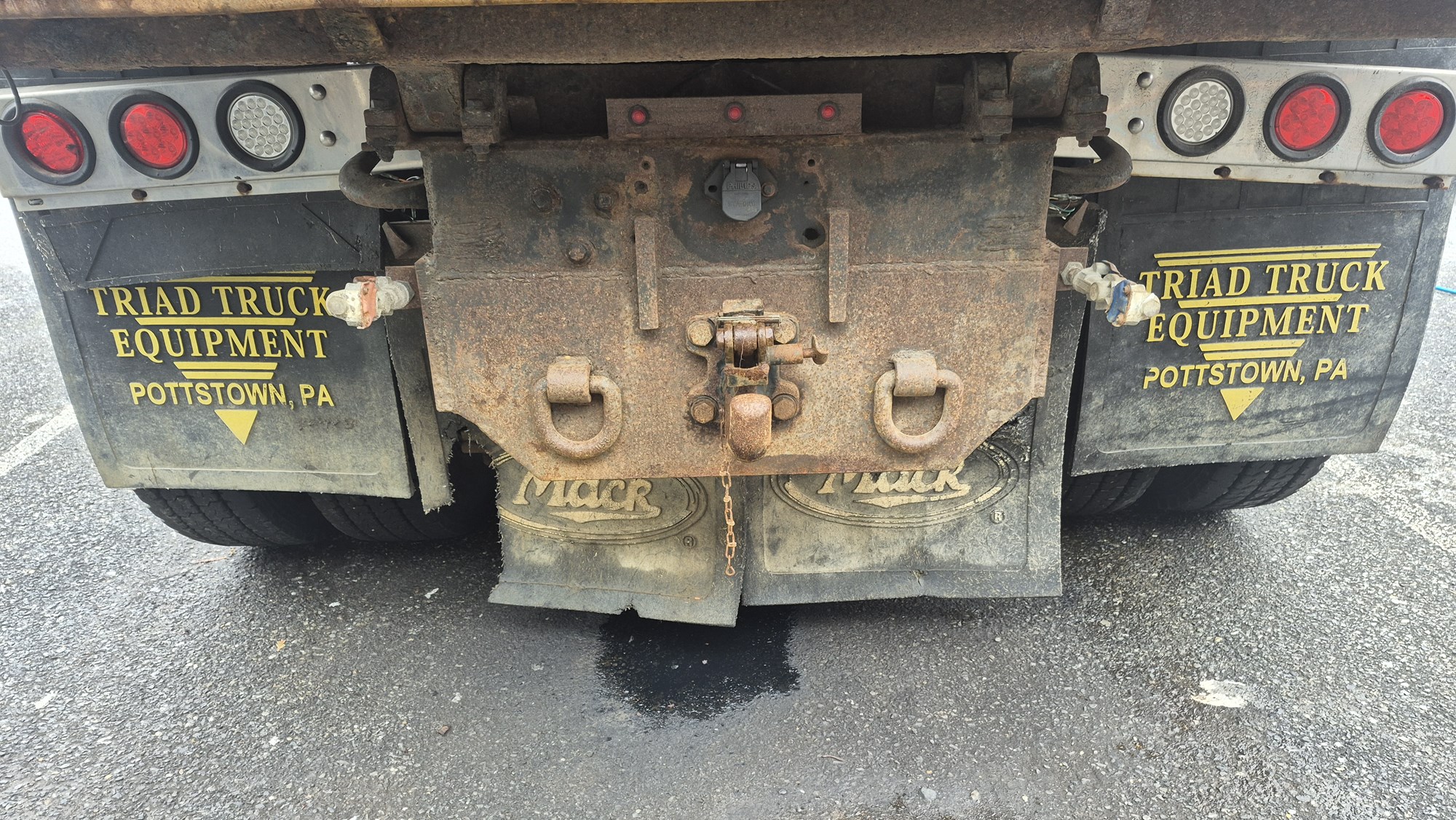 2003 MACK 700 2003 MACK 700 - image 5 of 6