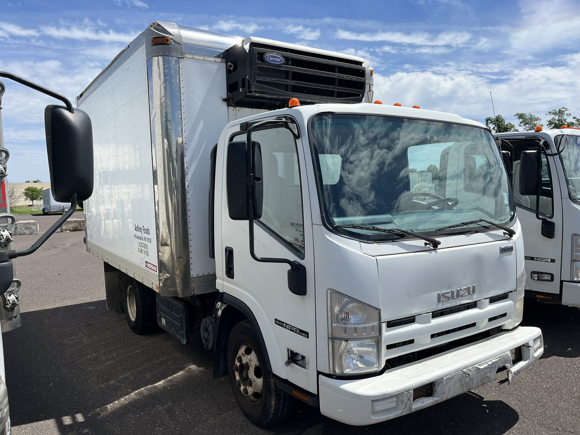 2014 ISUZU NPR HD 2014 ISUZU NPR HD - image 2 of 4