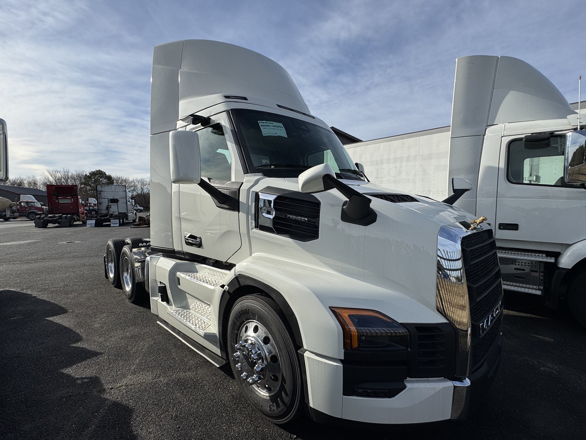 2026 MACK PIONEER 64T DC - image 2 of 3