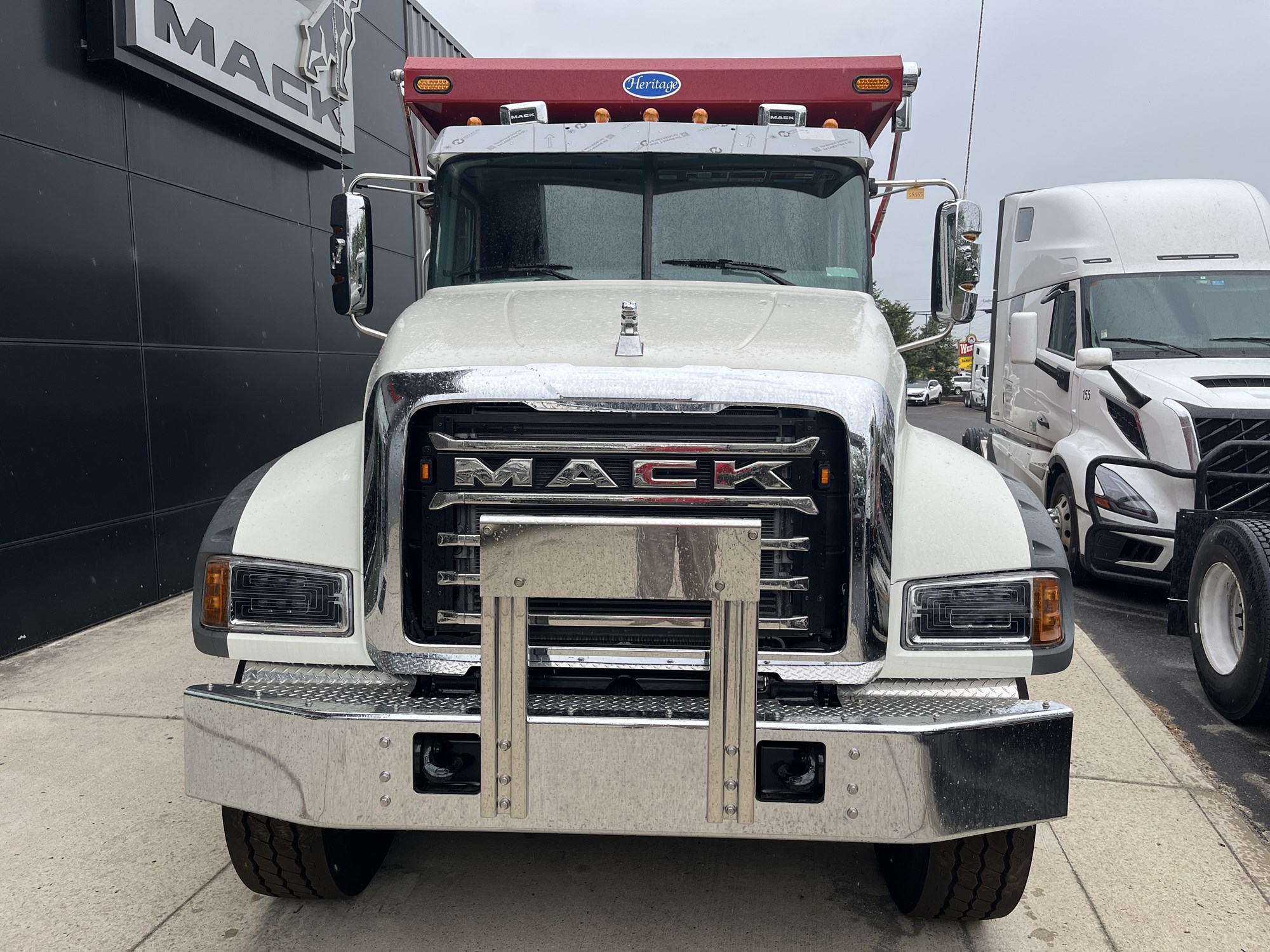2026 MACK Granite 64FR - image 2 of 6