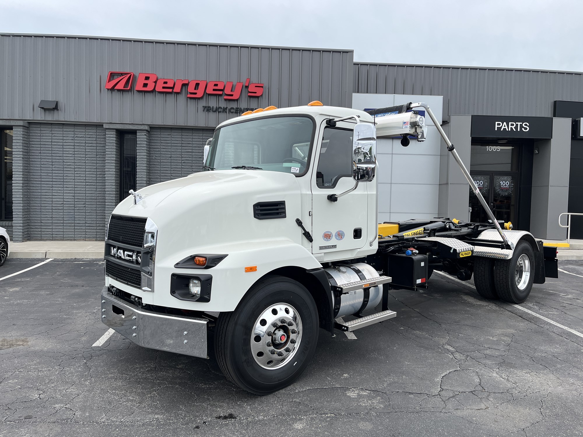 2026 MACK MD742 - Bergey's Truck Centers: Medium & Heavy Duty