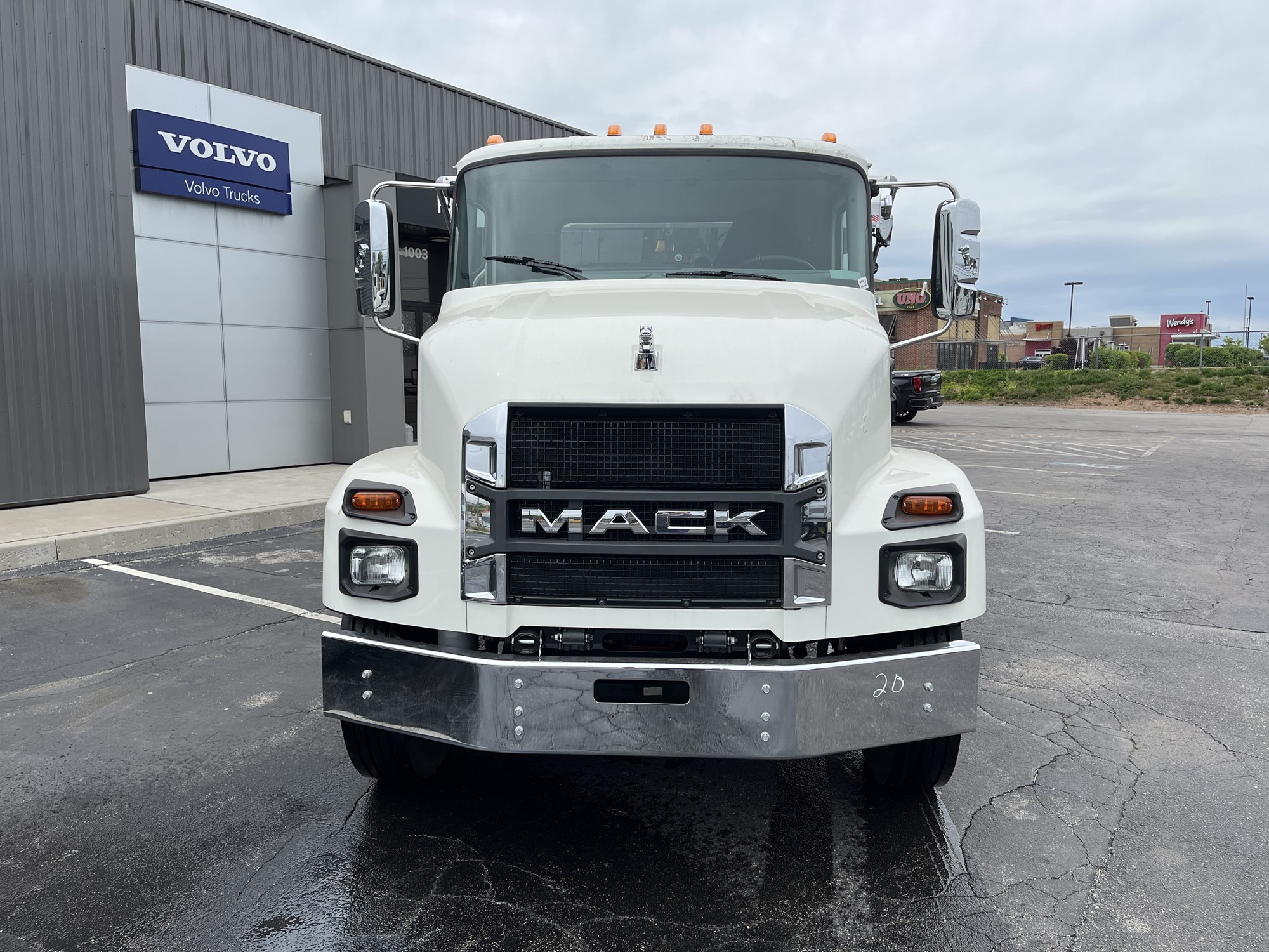 2026 MACK MD742 - image 2 of 6