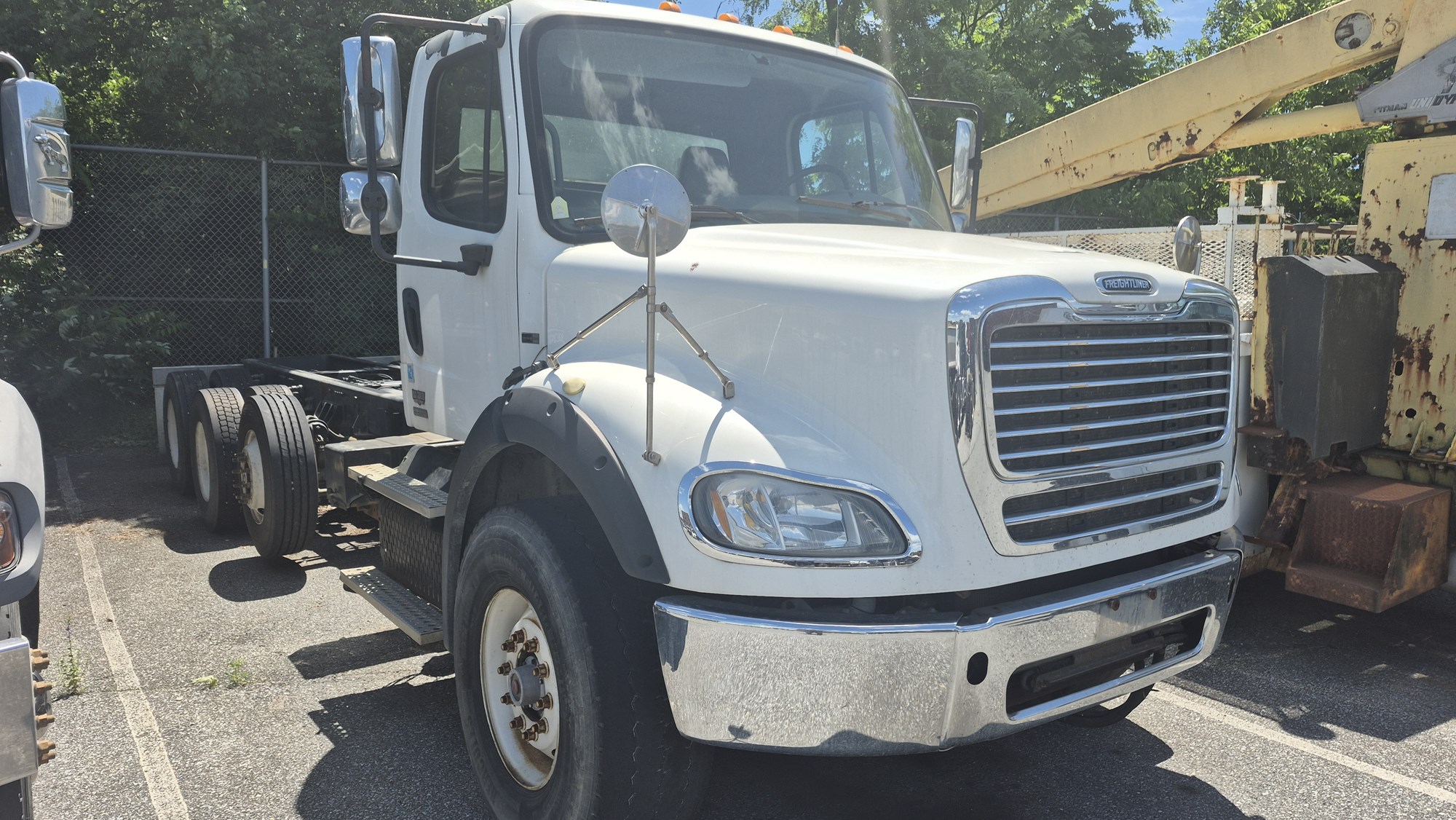 2012 FREIGHTLINER M2 2012 FREIGHTLINER M2 - image 3 of 6