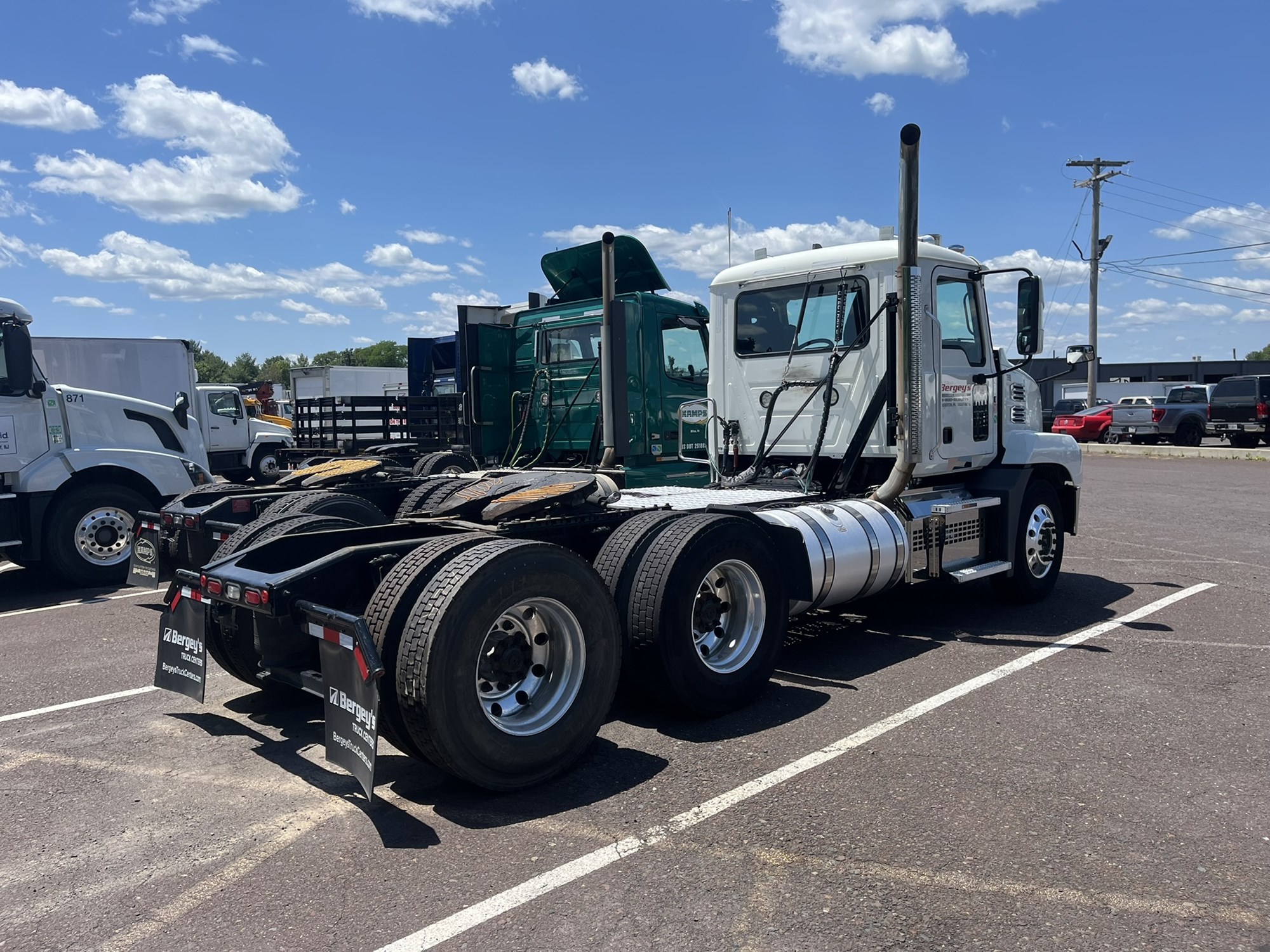 2019 MACK AN64T 2019 MACK AN64T - image 4 of 6