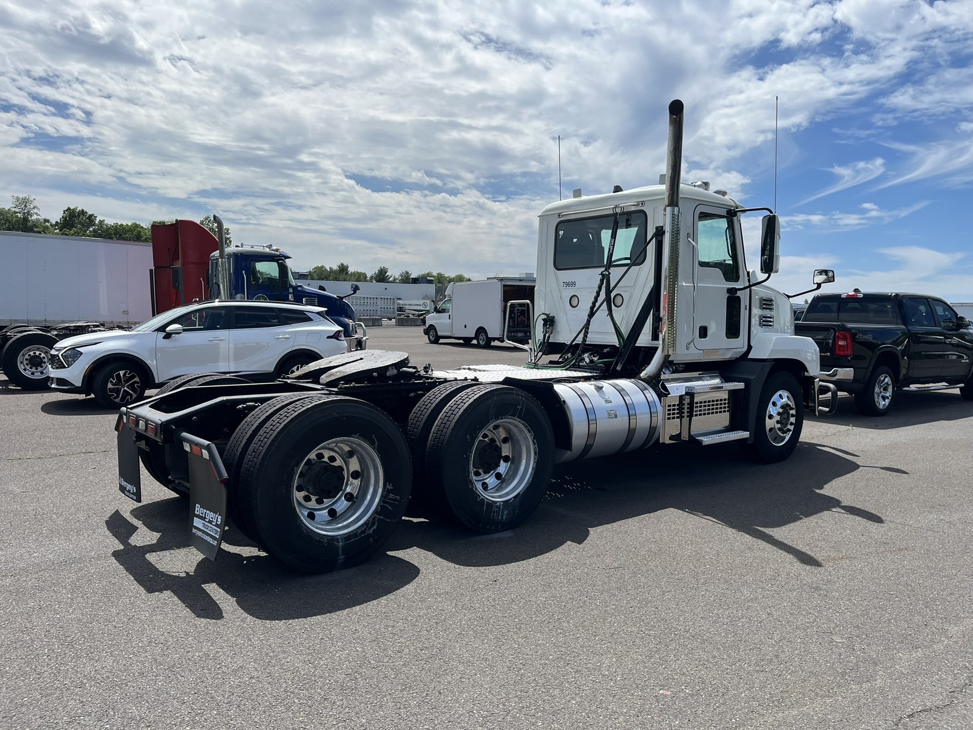 2019 MACK AN64T 2019 MACK AN64T - image 4 of 6
