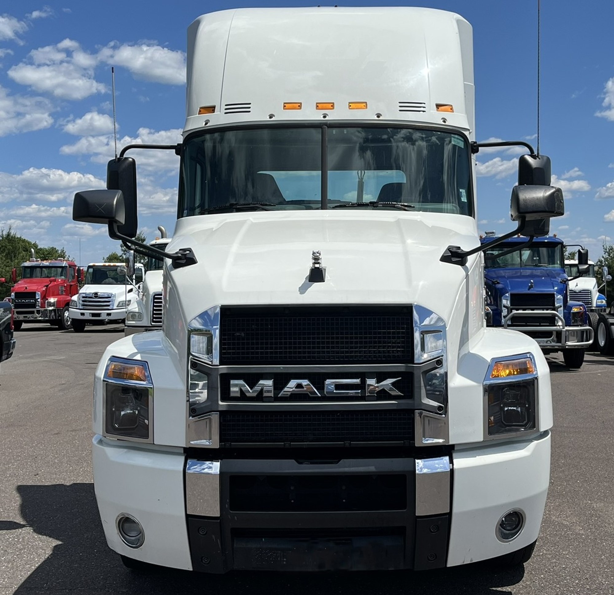 2020 MACK ANTHEM DAY CAB 2020 MACK ANTHEM DAY CAB - image 1 of 1