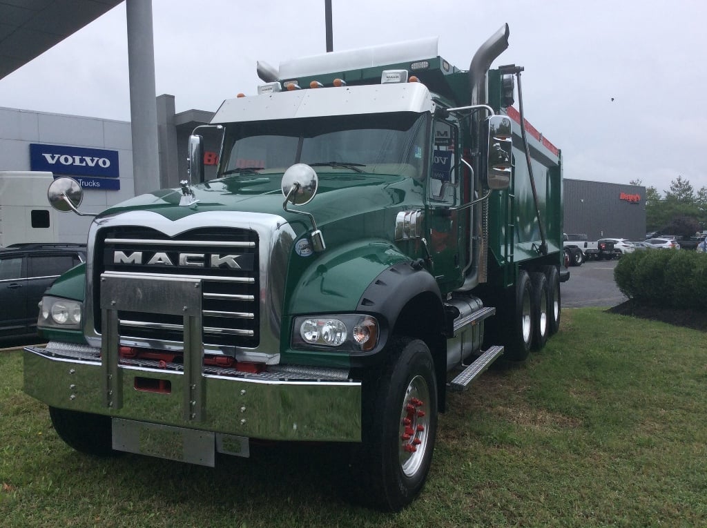 2019 MACK GR64F 2019 MACK GR64F - image 2 of 6