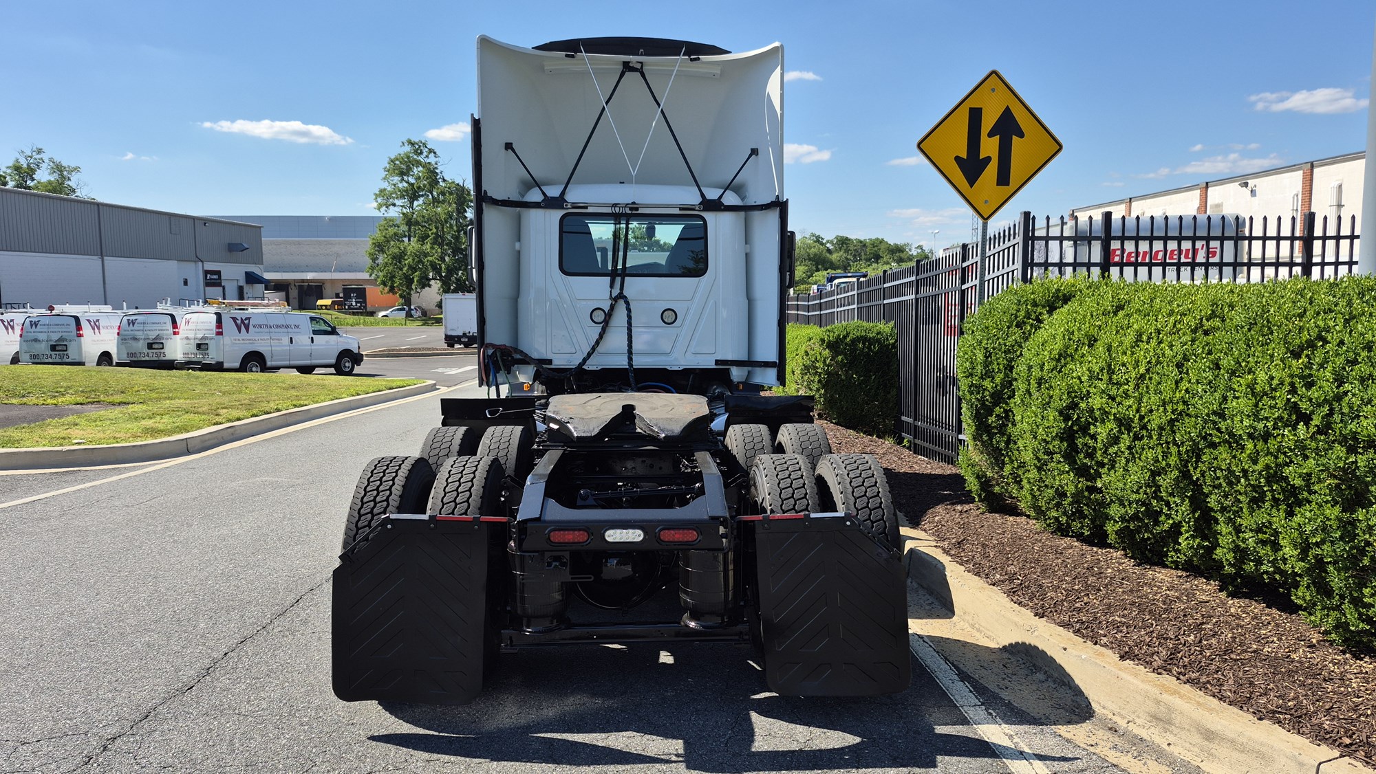 2023 MACK ANTHEM - image 5 of 6