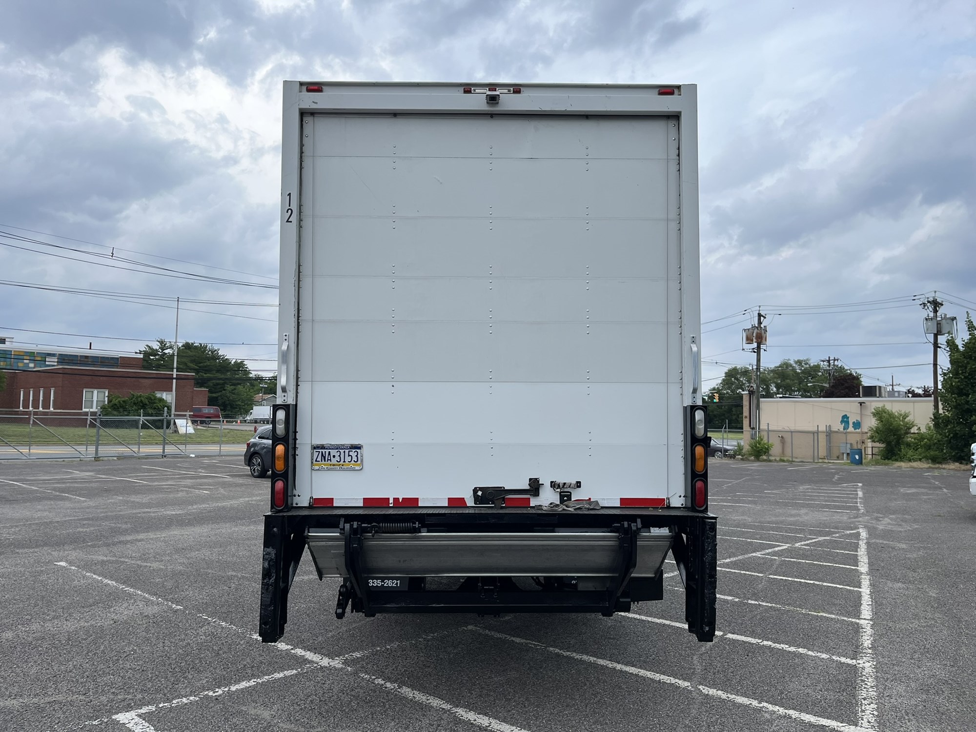 2019 Isuzu FTR 2019 Isuzu FTR - image 5 of 6