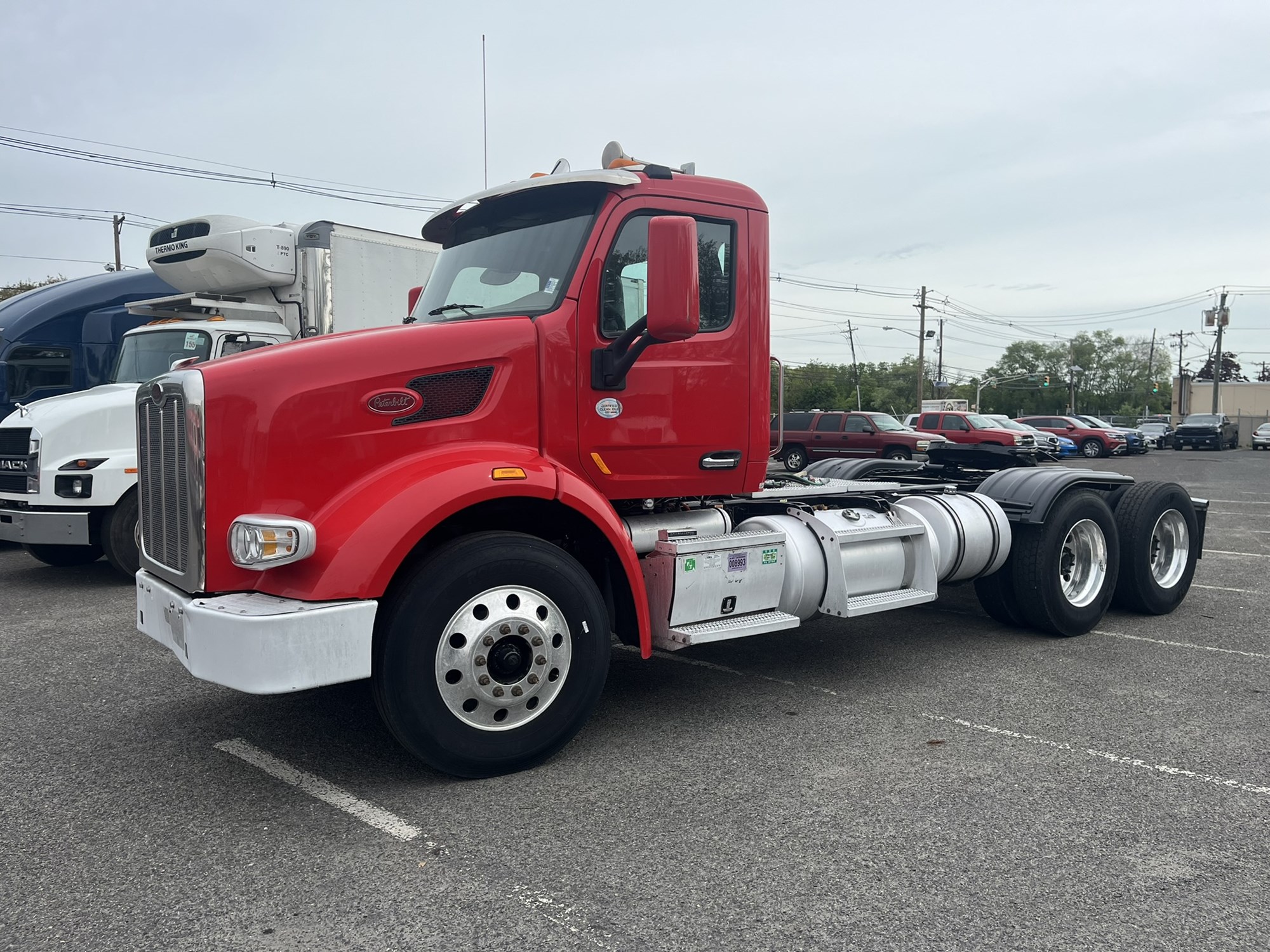 2019 PETERBILT 567 2019 PETERBILT 567 - image 1 of 6