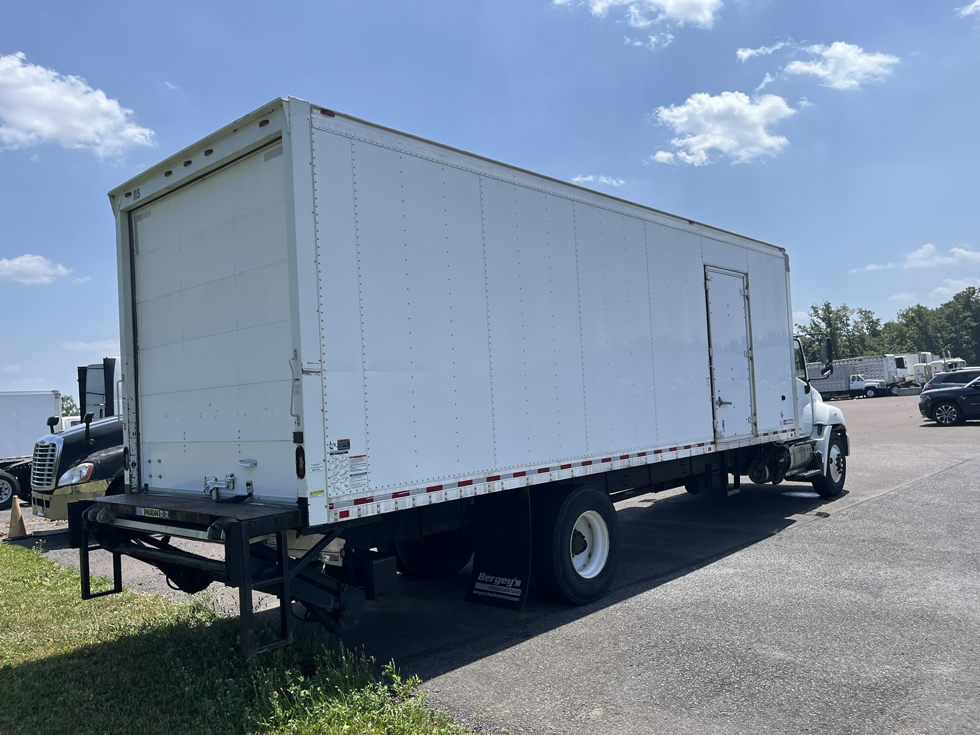 2017 Hino in Souderton, PA — photo 4