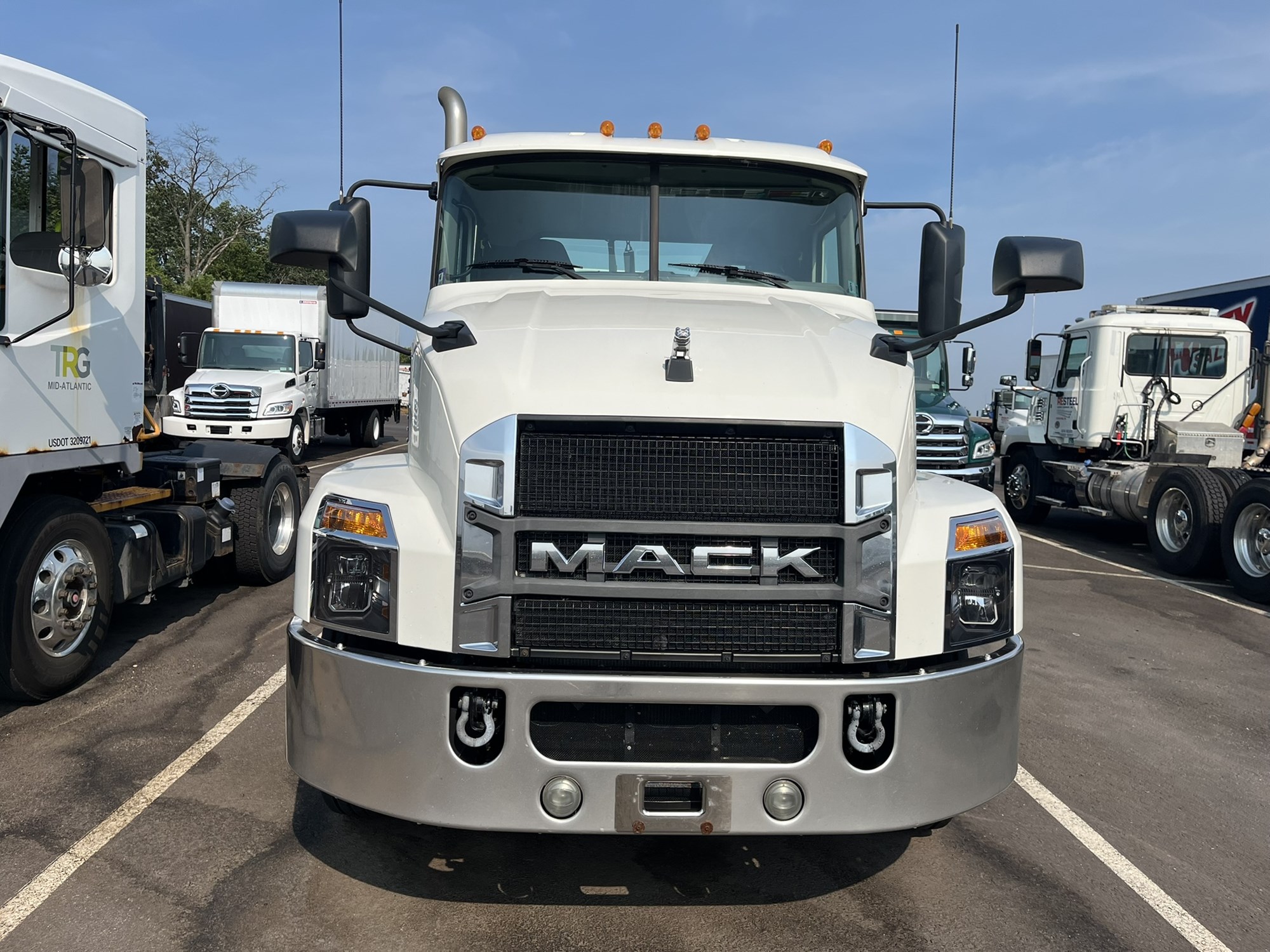 2020 Mack Anthem in Pennsauken, NJ — photo 2