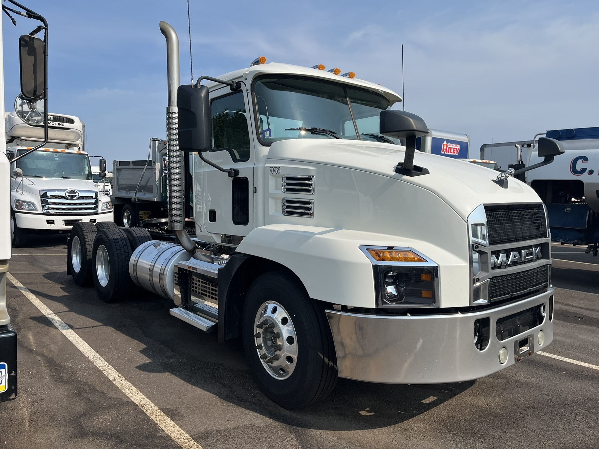 2020 Mack Anthem in Pennsauken, NJ — photo 3