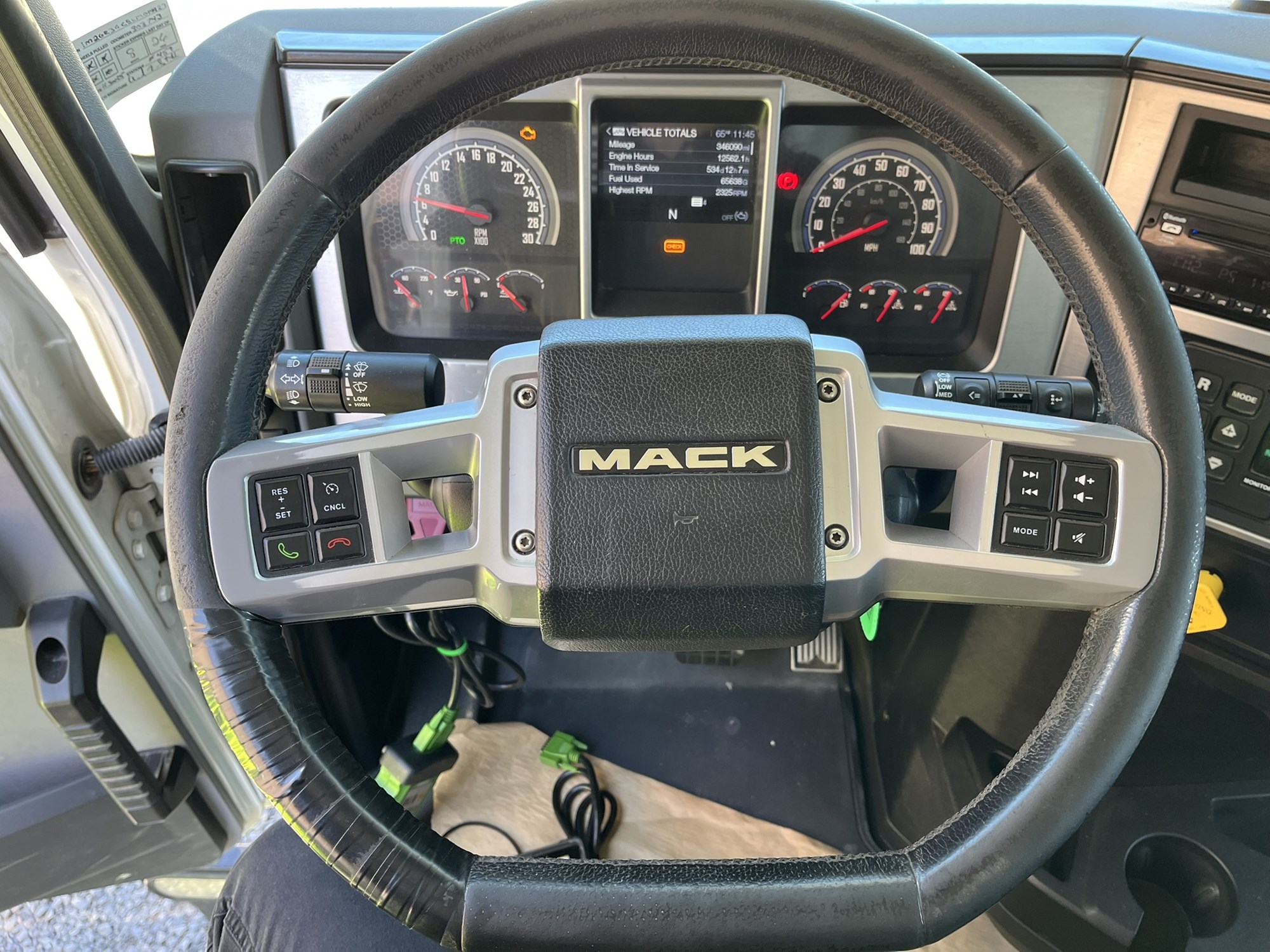 2021 Mack Granite in Conshohocken, PA — photo 5